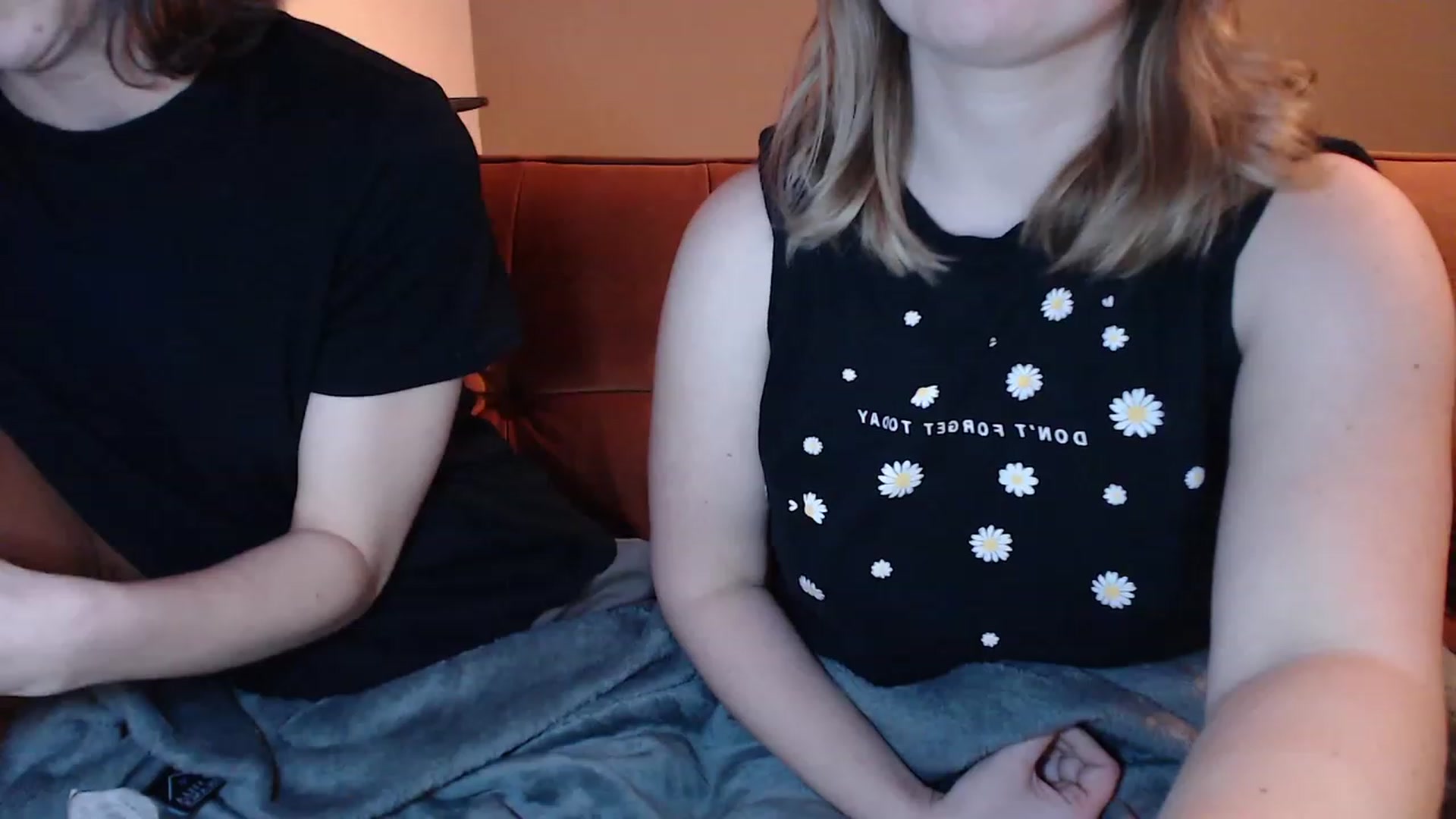 Gallery image thumbnail from SoftArt's myfreecams stream on, 01/26/2024, 21:13 image 20 of 20