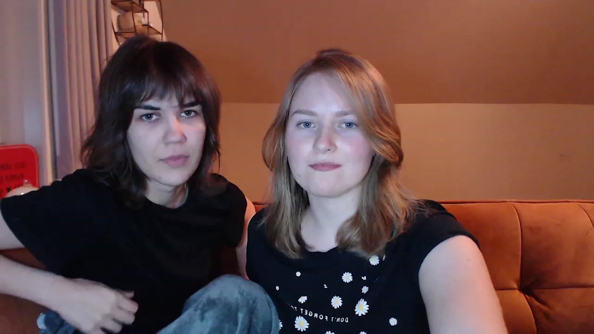 Gallery image thumbnail from SoftArt's myfreecams stream on, 01/26/2024, 21:13 image 6 of 20