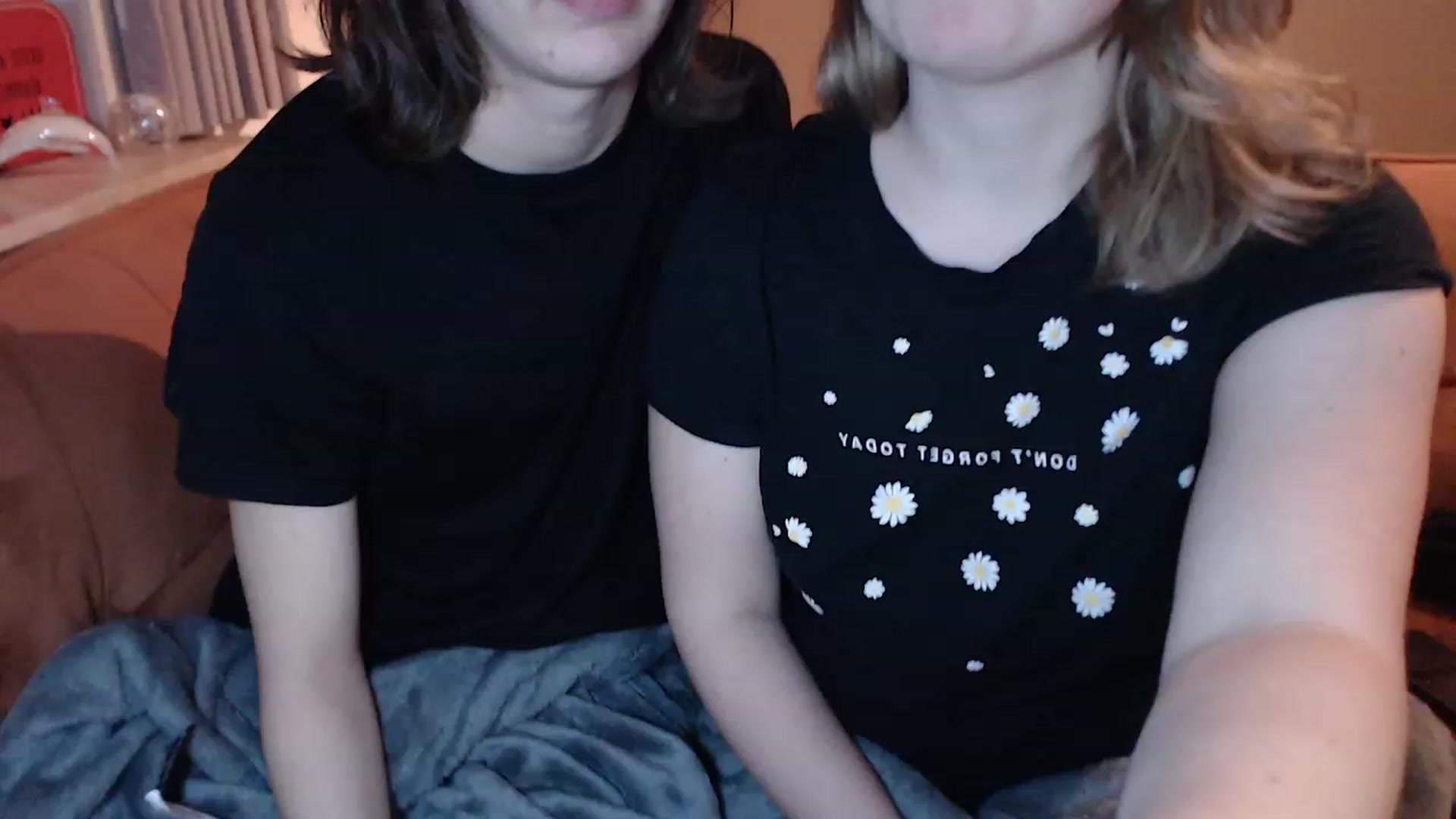 Gallery image thumbnail from SoftArt's myfreecams stream on, 01/26/2024, 21:13 image 19 of 20