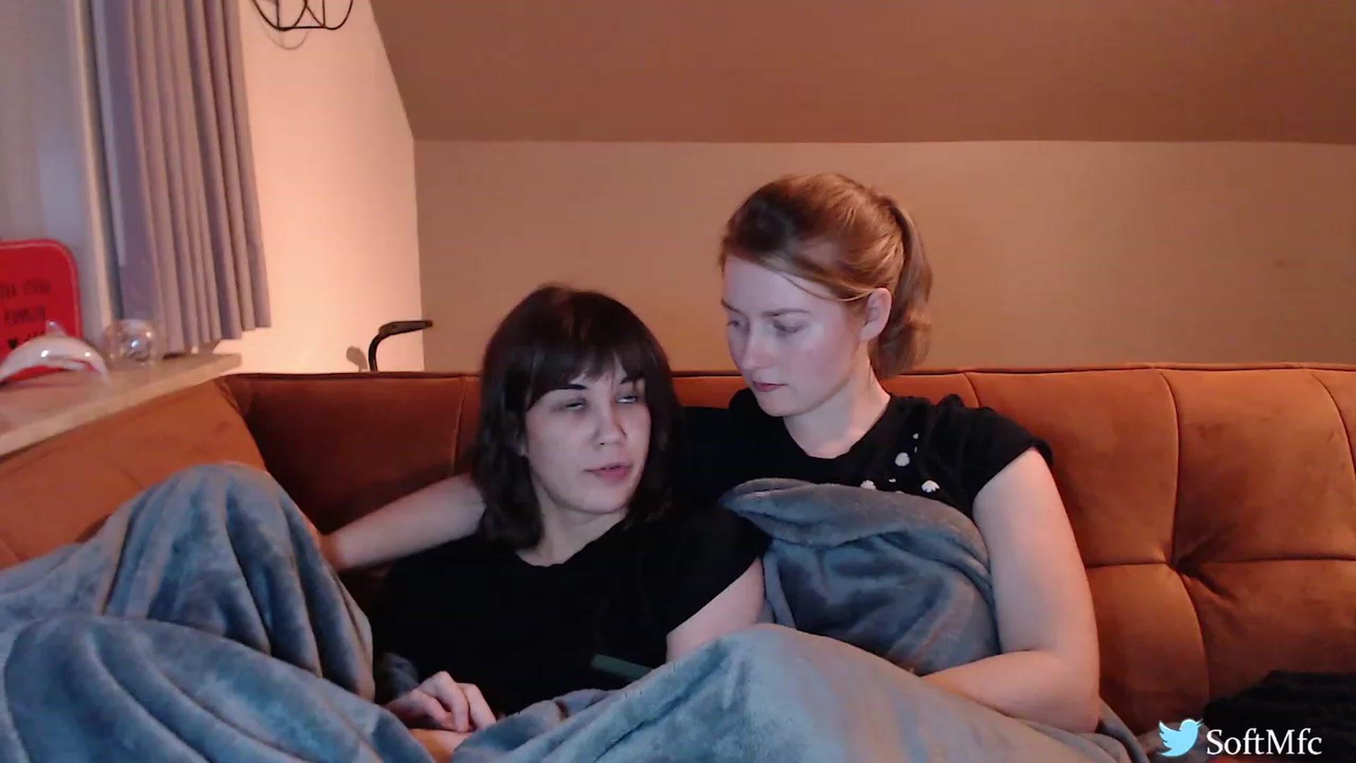 Gallery image thumbnail from SoftArt's myfreecams stream on, 01/26/2024, 22:15 image 3 of 20