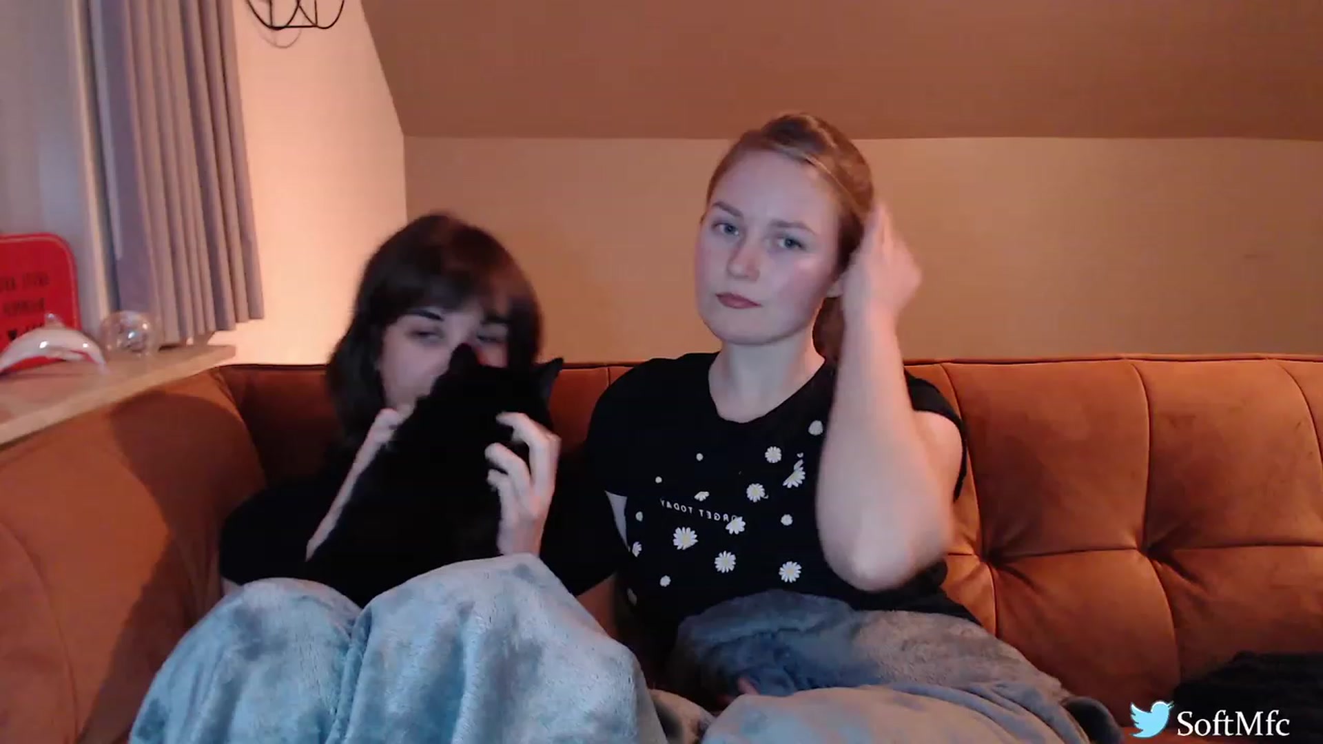 Gallery image thumbnail from SoftArt's myfreecams stream on, 01/26/2024, 22:15 image 10 of 20