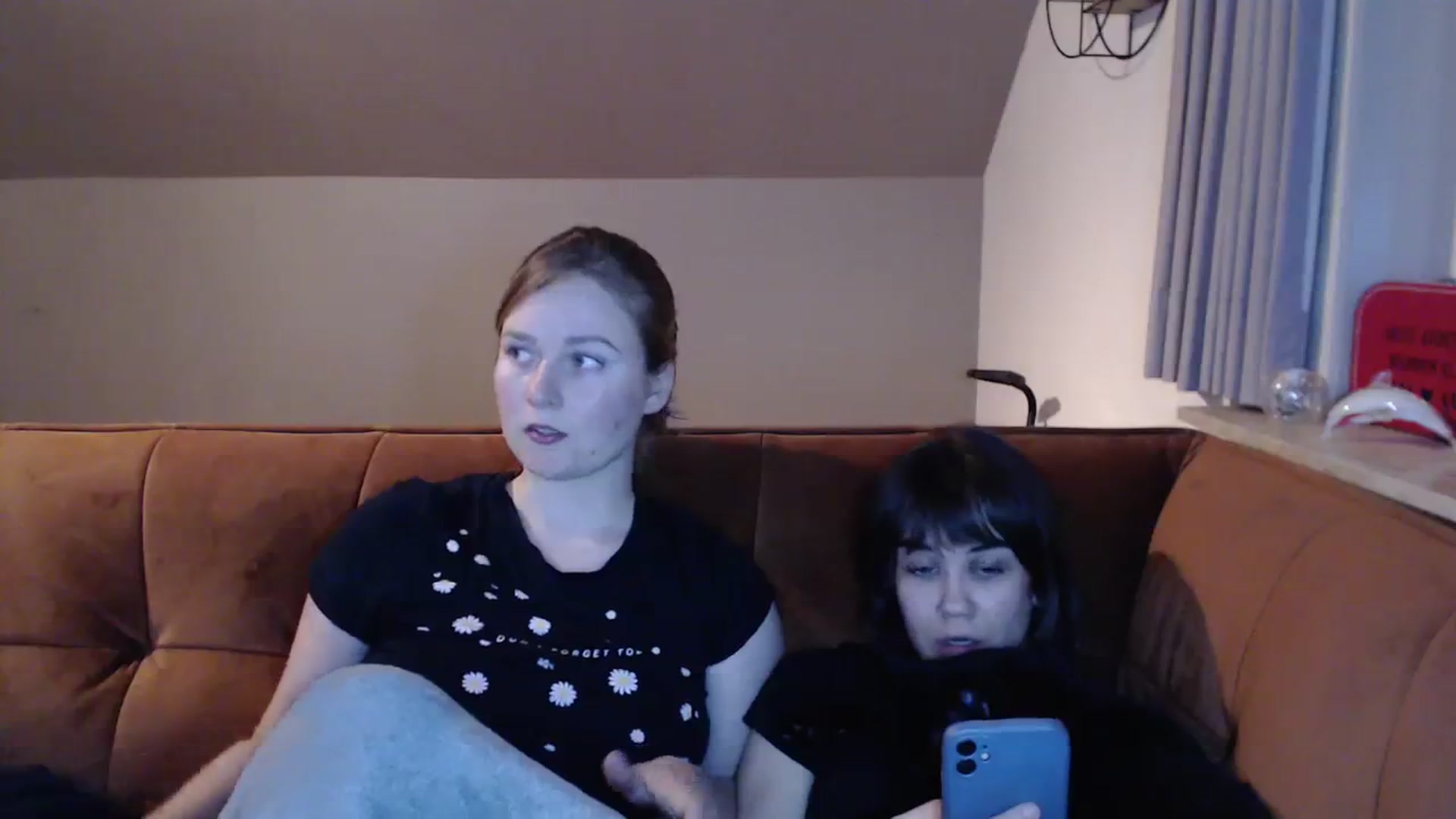 Gallery image thumbnail from SoftArt's myfreecams stream on, 01/26/2024, 23:08 image 18 of 20
