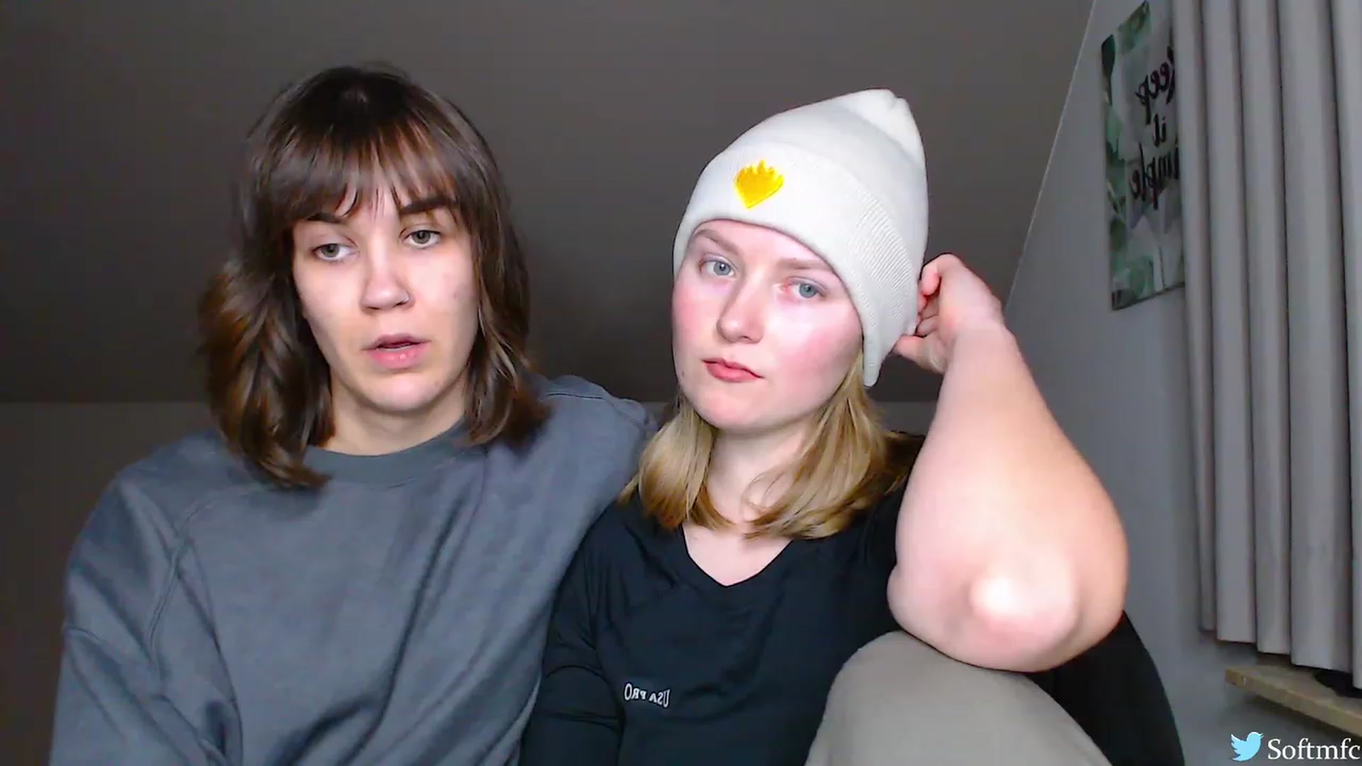 Gallery image thumbnail from SoftArt's myfreecams stream on, 02/01/2024, 18:17 image 6 of 20