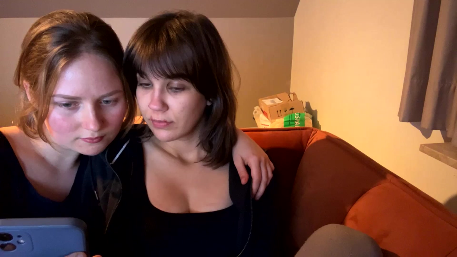 Gallery image thumbnail from SoftArt's myfreecams stream on, 03/11/2024, 01:40 image 9 of 20