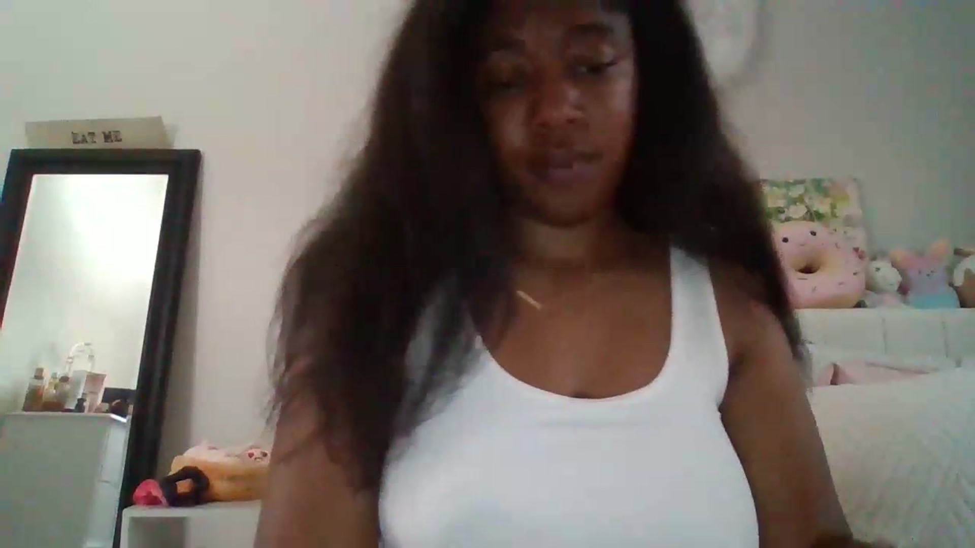 Gallery image thumbnail from SoftChocolate1's myfreecams stream on, 07/21/2026, 01:04 image 14 of 20