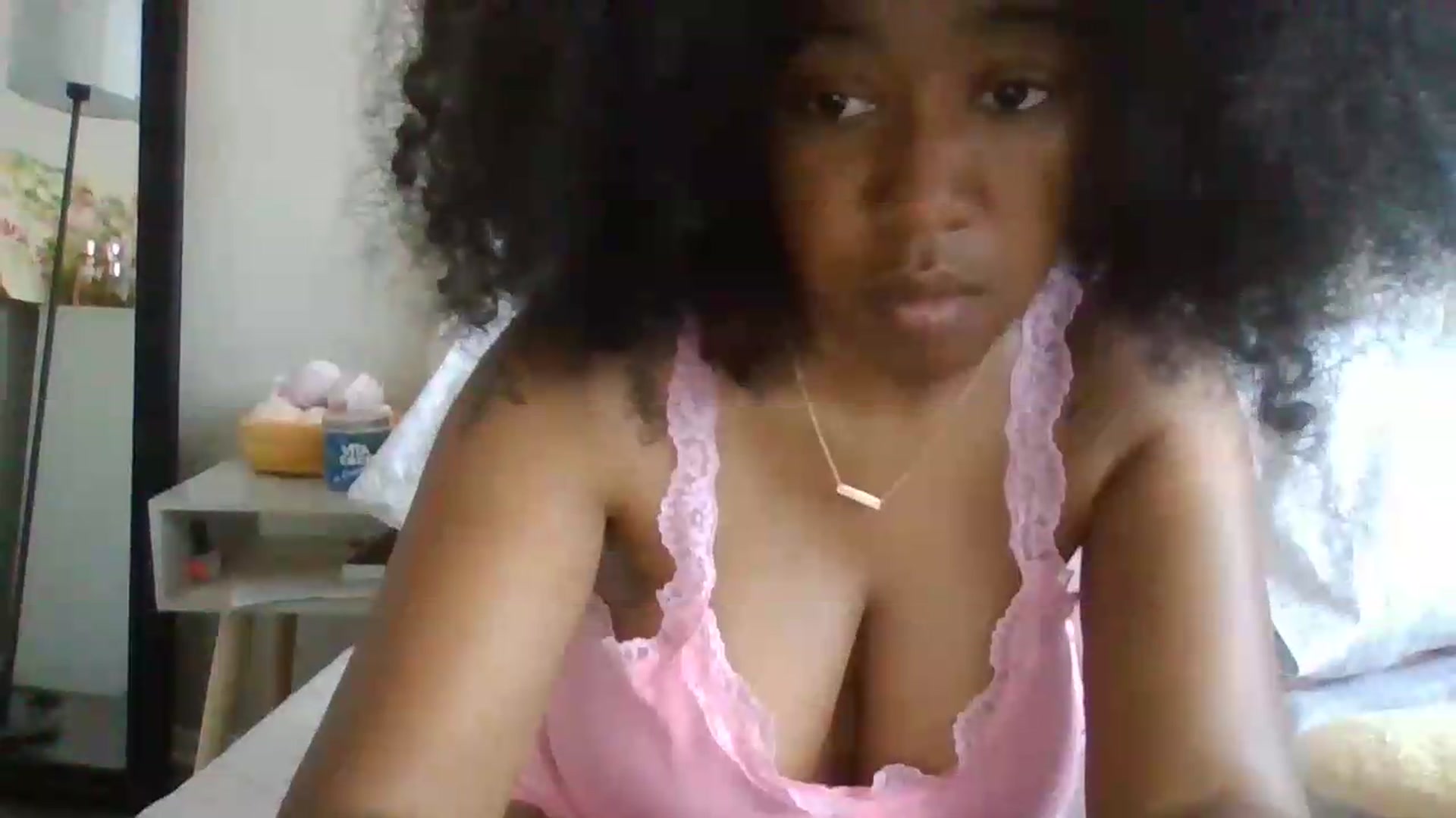 Gallery image thumbnail from SoftChocolate1's myfreecams stream on, 08/04/2026, 20:28 image 8 of 20