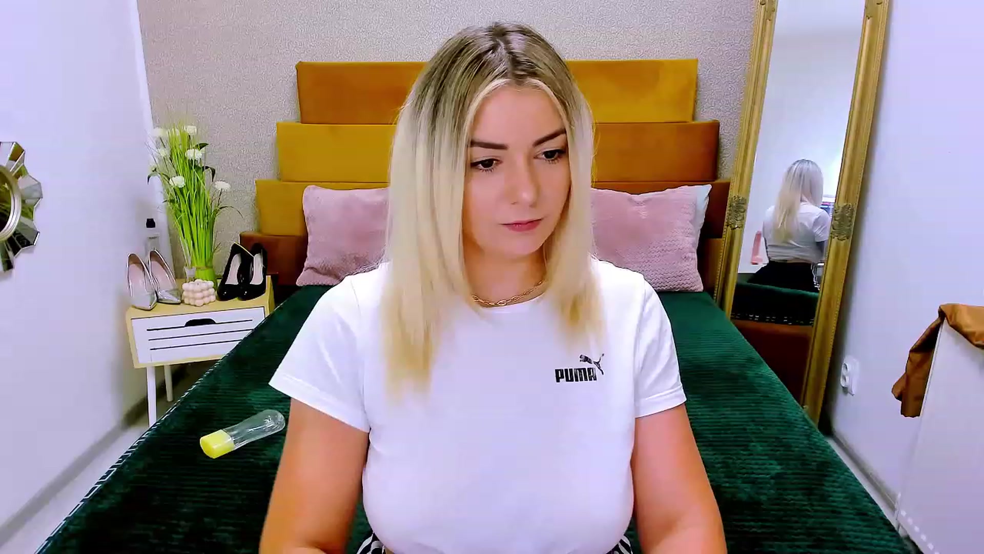 Gallery image thumbnail from SoftPleasurex's myfreecams stream on, 07/12/2023, 08:16 image 14 of 20