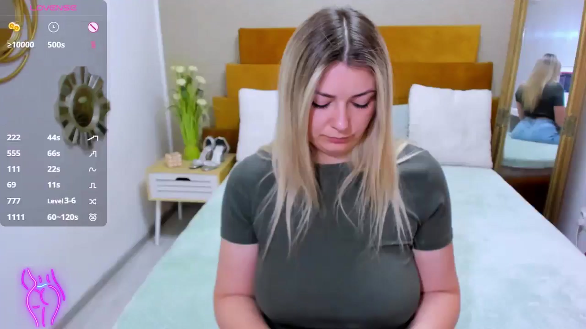Gallery image thumbnail from SoftPleasurex's myfreecams stream on, 04/27/2026, 10:52 image 17 of 20