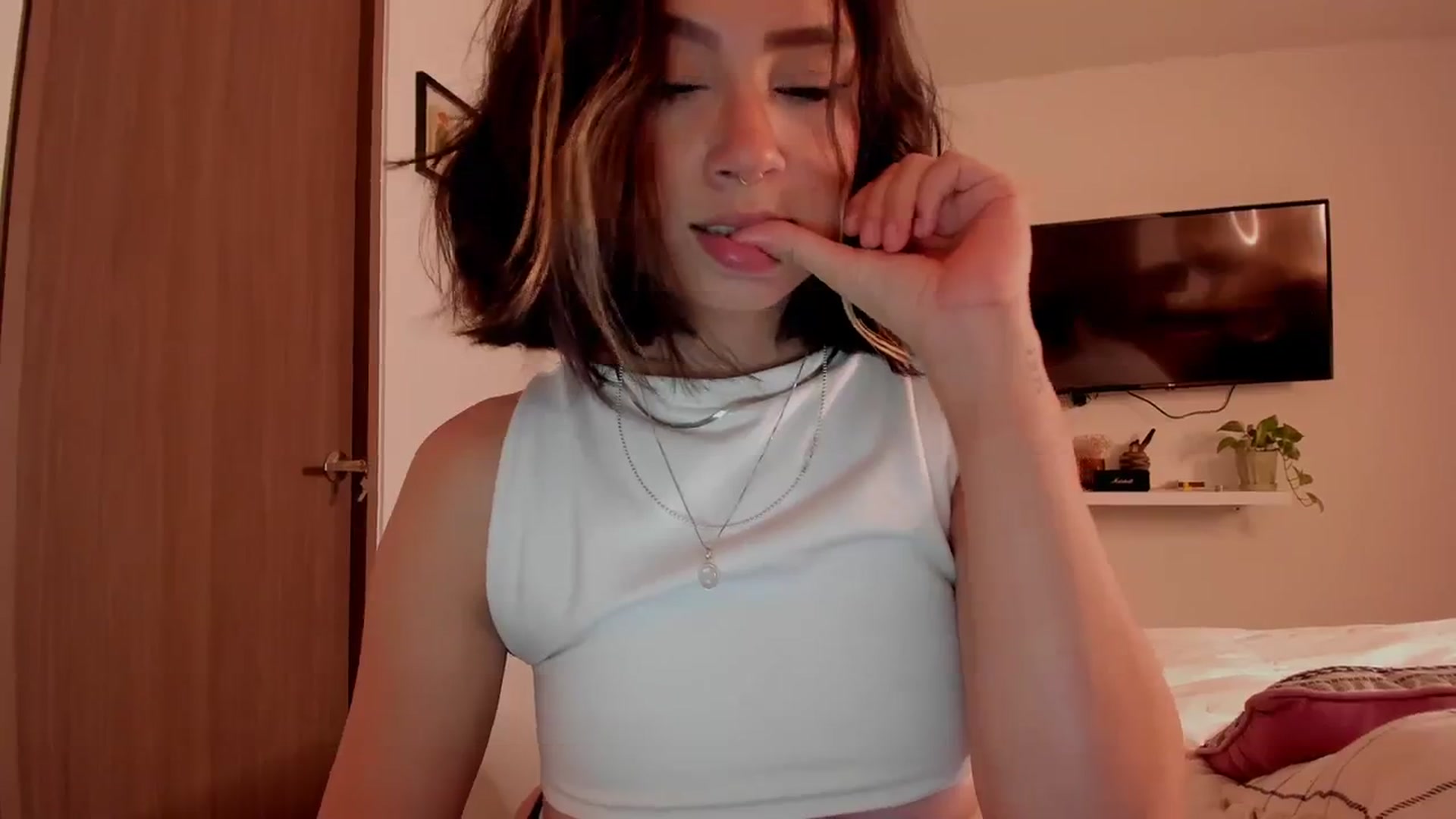 Gallery image thumbnail from Soft_Birthday's myfreecams stream on, 09/02/2023, 04:23 image 20 of 20
