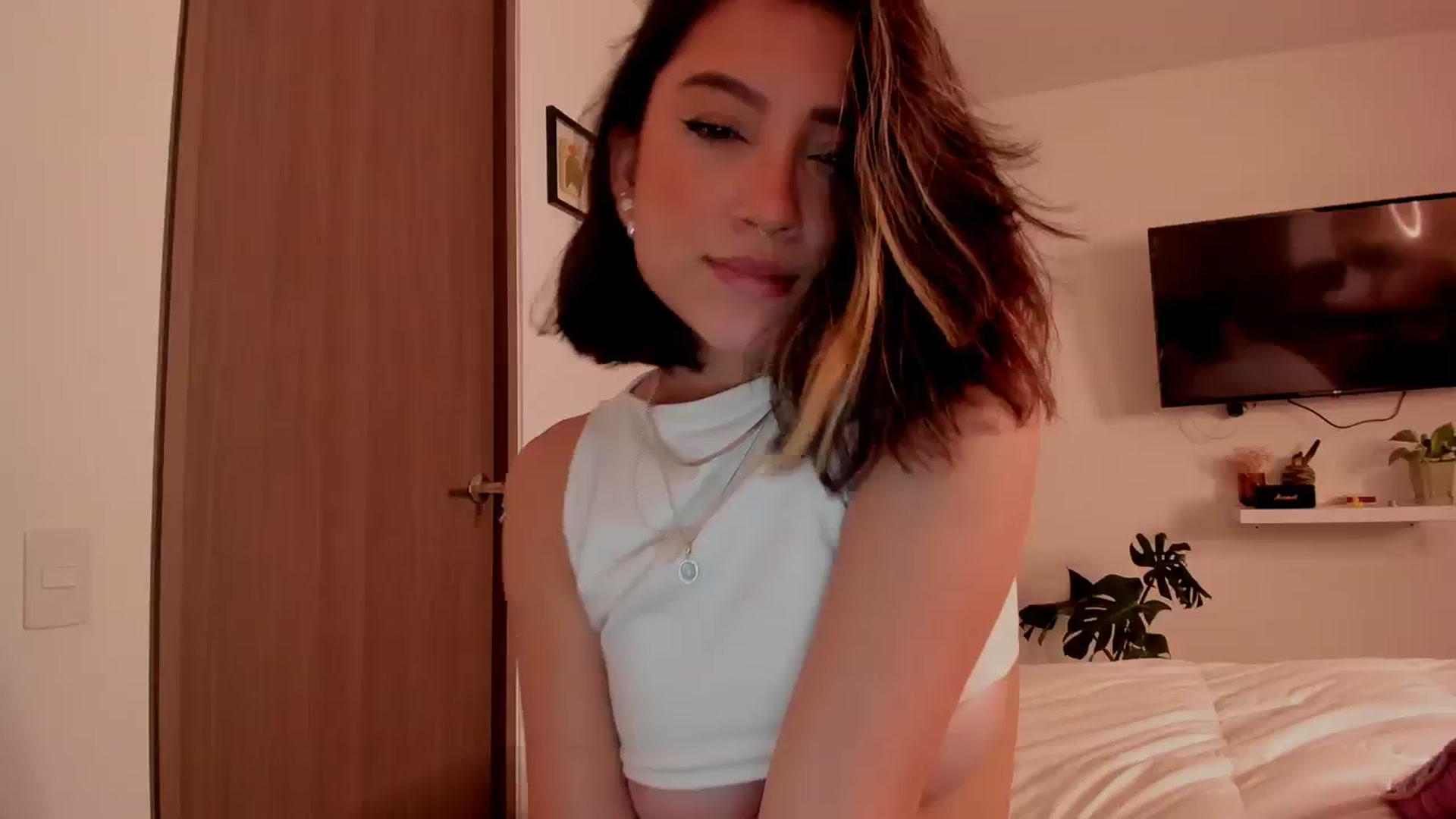 Gallery image thumbnail from Soft_Birthday's myfreecams stream on, 09/02/2023, 04:23 image 14 of 20