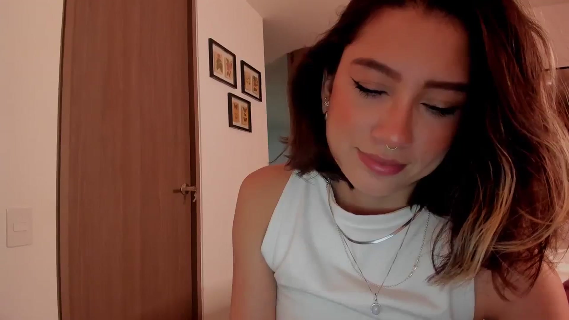 Gallery image thumbnail from Soft_Birthday's myfreecams stream on, 09/02/2023, 04:23 image 15 of 20