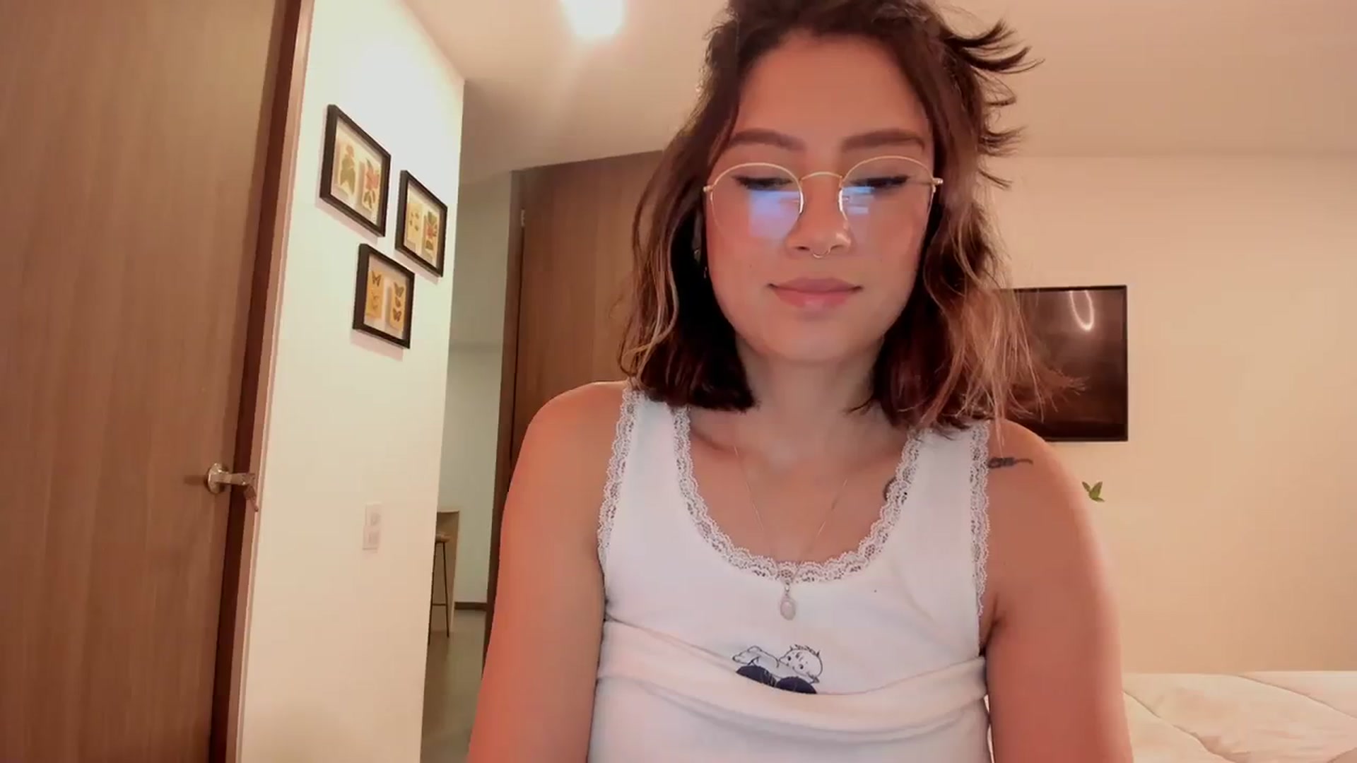 Gallery image thumbnail from Soft_Birthday's myfreecams stream on, 09/12/2023, 03:09 image 3 of 20