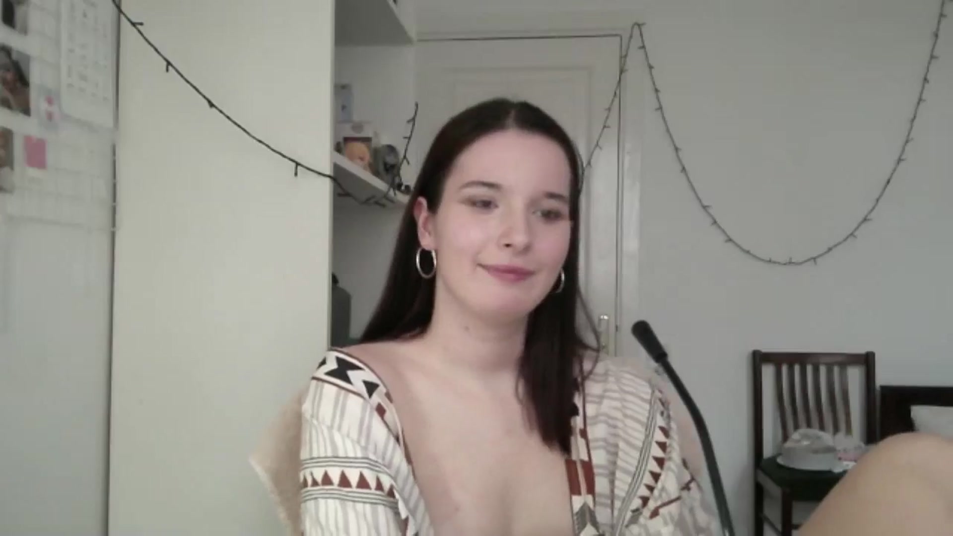 Gallery image thumbnail from Soft_Vivian's myfreecams stream on, 02/24/2026, 12:58 image 3 of 20