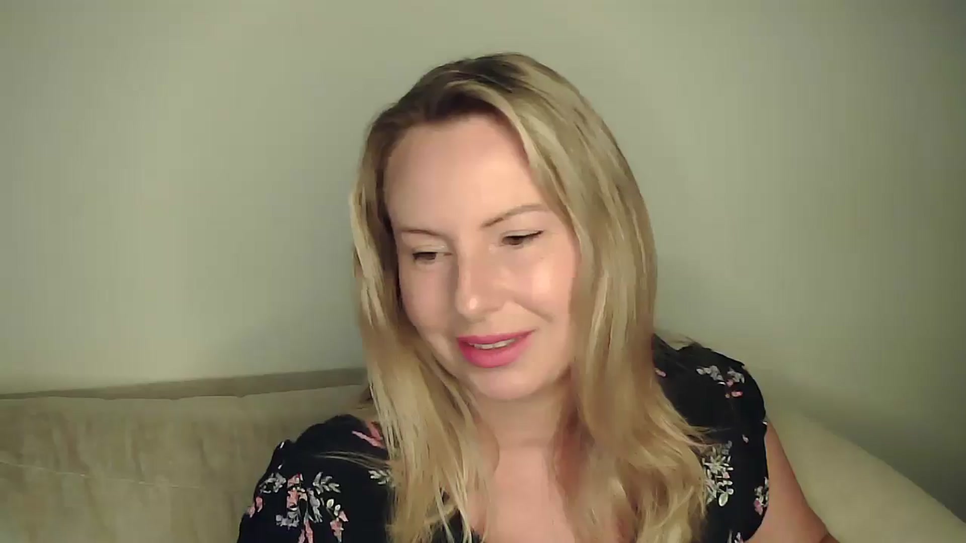 Gallery image thumbnail from SoftlyKatie's myfreecams stream on, 09/09/2025, 08:47 image 3 of 20