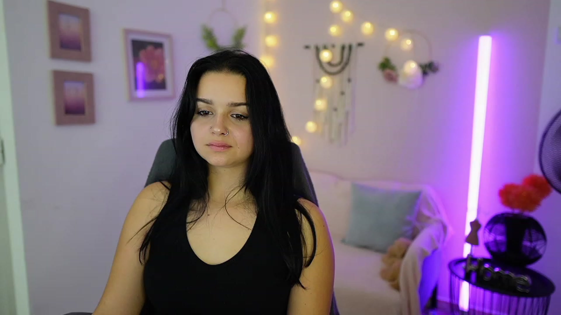 Gallery image thumbnail from Sola_Zola18's myfreecams stream on, 10/10/2023, 18:58 image 14 of 20
