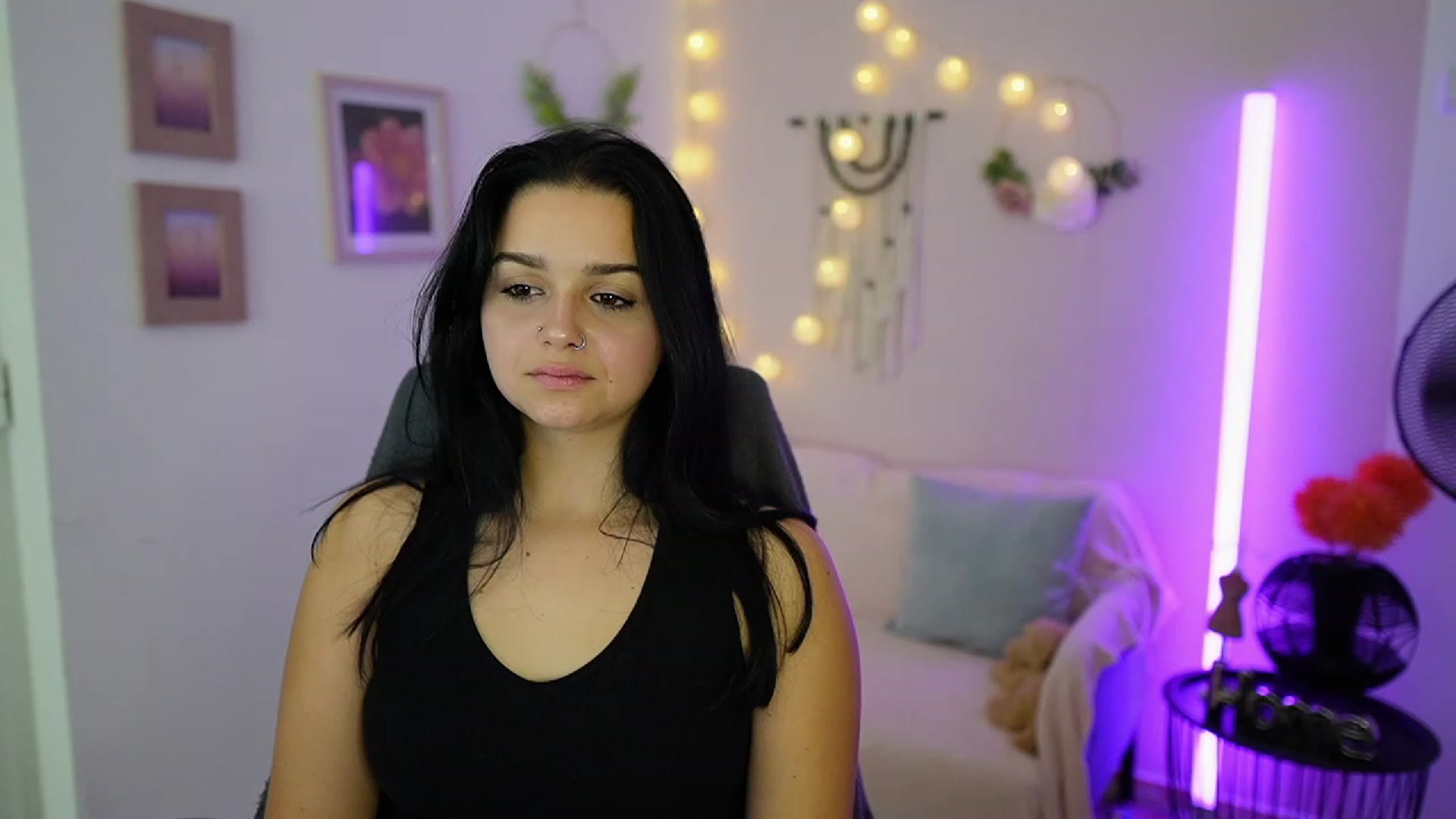 Gallery image thumbnail from Sola_Zola18's myfreecams stream on, 10/10/2023, 18:58 image 10 of 20