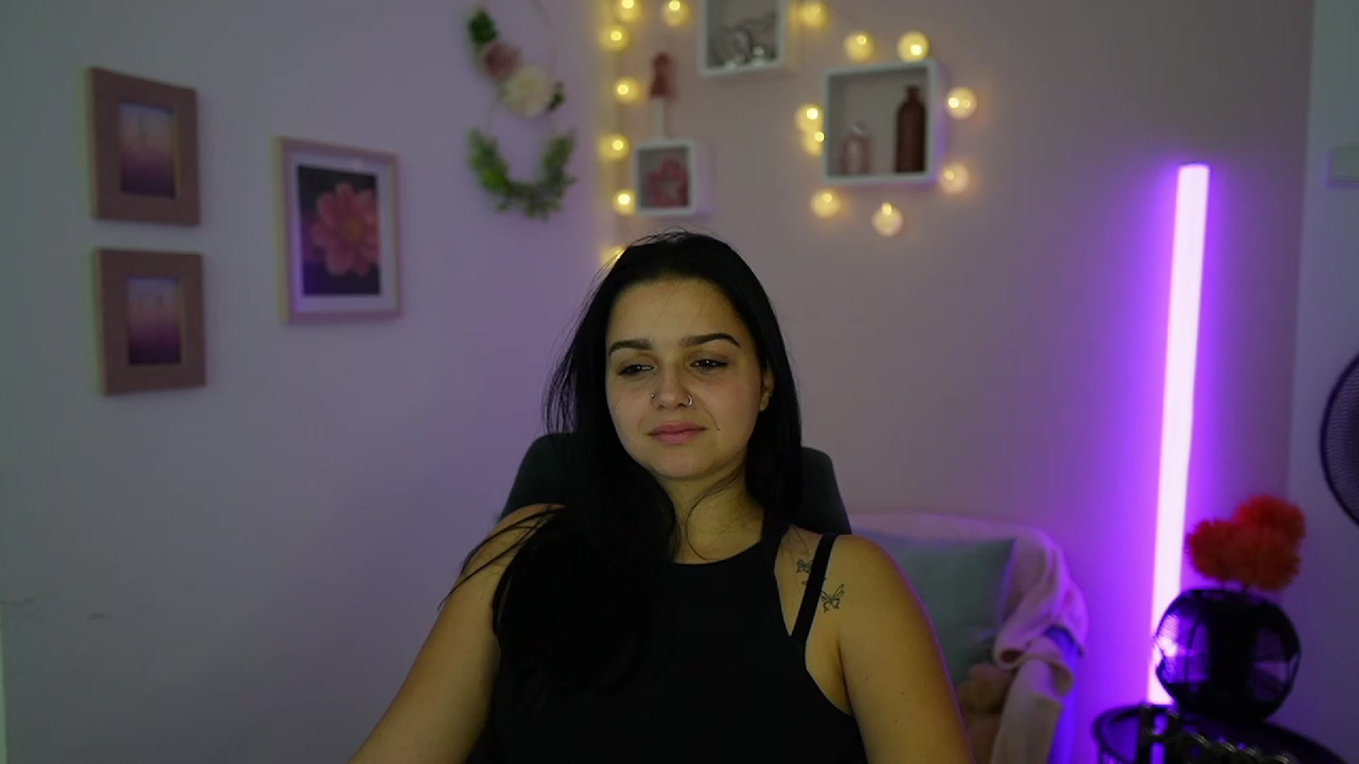 Gallery image thumbnail from Sola_Zola18's myfreecams stream on, 10/11/2023, 19:18 image 12 of 20