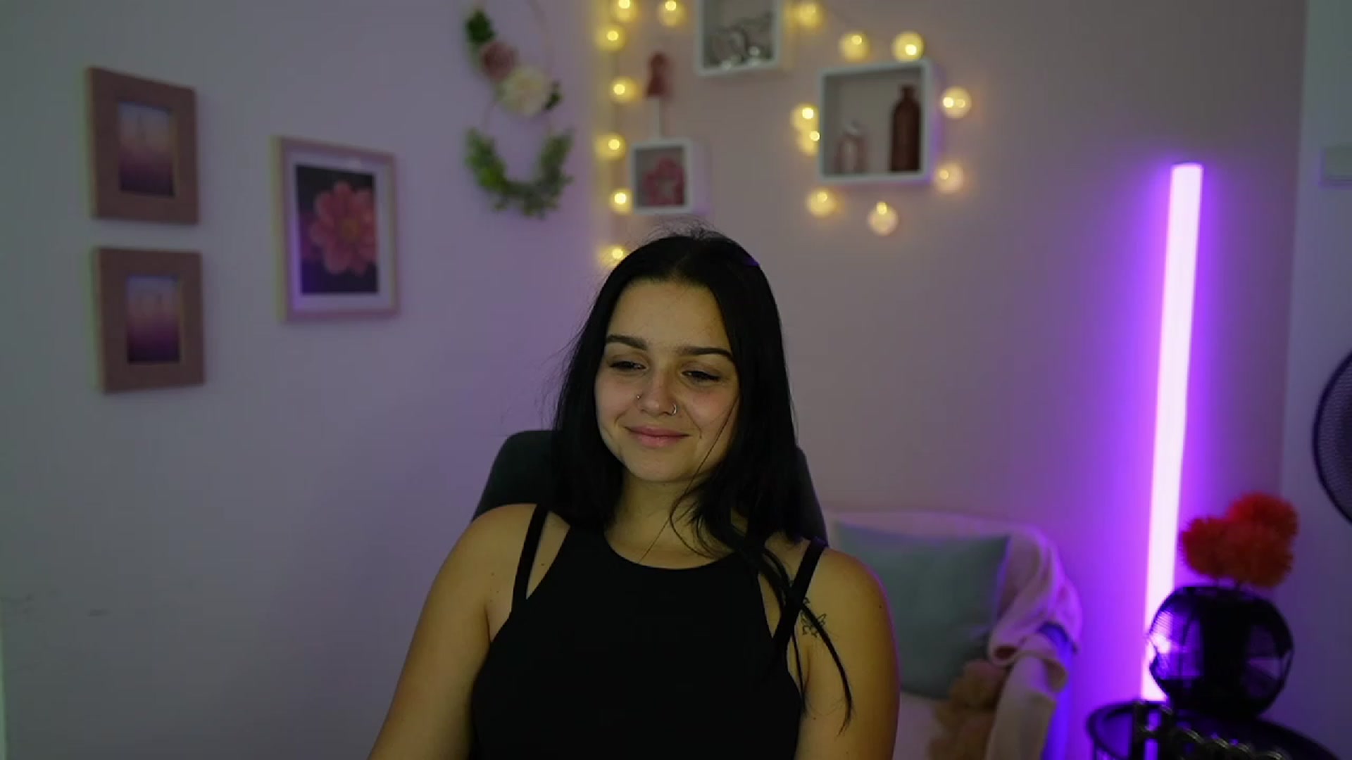 Gallery image thumbnail from Sola_Zola18's myfreecams stream on, 10/11/2023, 19:18 image 1 of 20