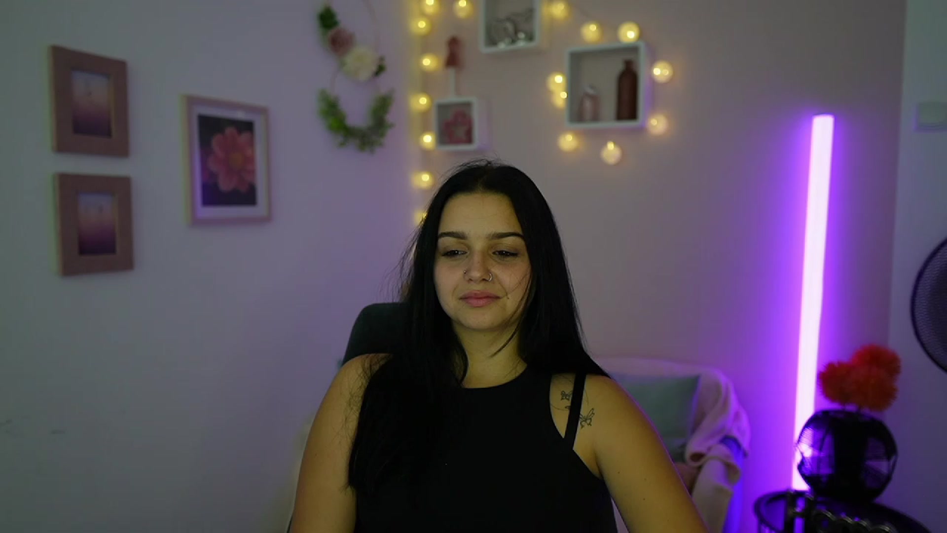 Gallery image thumbnail from Sola_Zola18's myfreecams stream on, 10/11/2023, 20:33 image 8 of 20