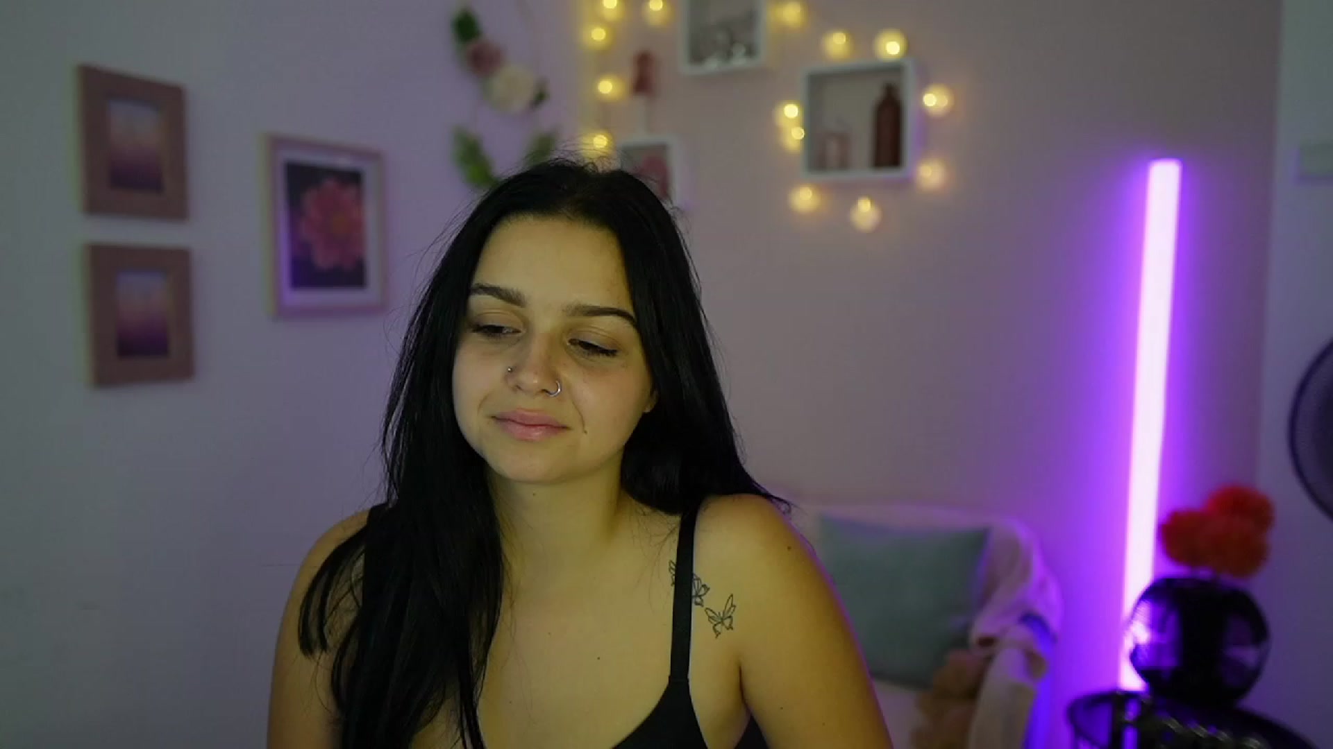 Gallery image thumbnail from Sola_Zola18's myfreecams stream on, 10/11/2023, 22:29 image 18 of 20