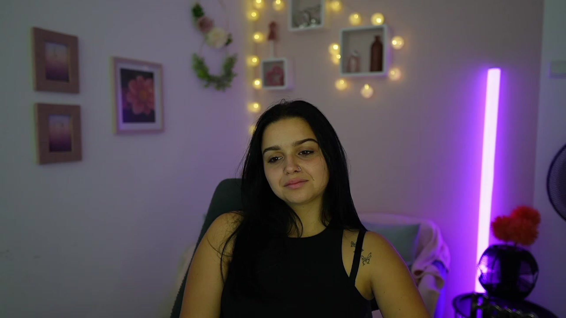 Gallery image thumbnail from Sola_Zola18's myfreecams stream on, 10/11/2023, 22:29 image 1 of 20
