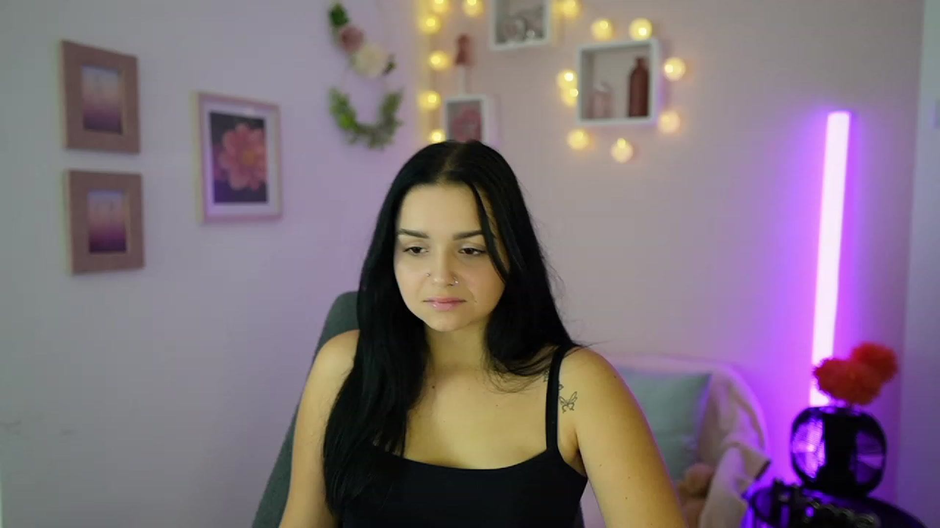 Gallery image thumbnail from Sola_Zola18's myfreecams stream on, 10/12/2023, 19:47 image 7 of 20