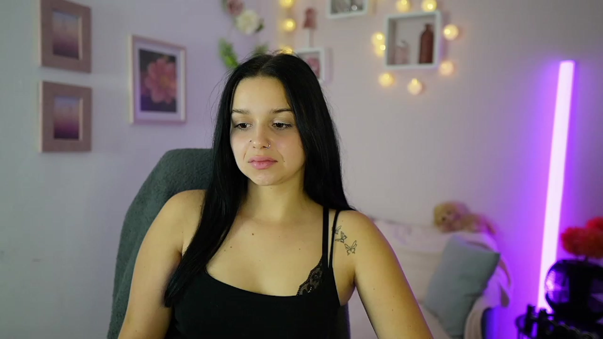 Gallery image thumbnail from Sola_Zola18's myfreecams stream on, 10/23/2023, 21:52 image 2 of 20