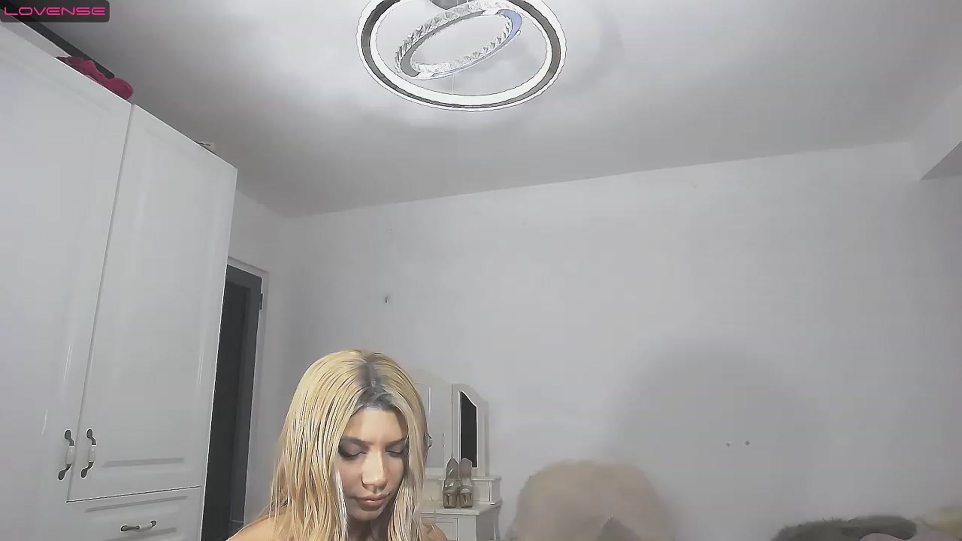 Gallery image thumbnail from SolarNicky's myfreecams stream on, 04/10/2023, 24:37 image 6 of 20