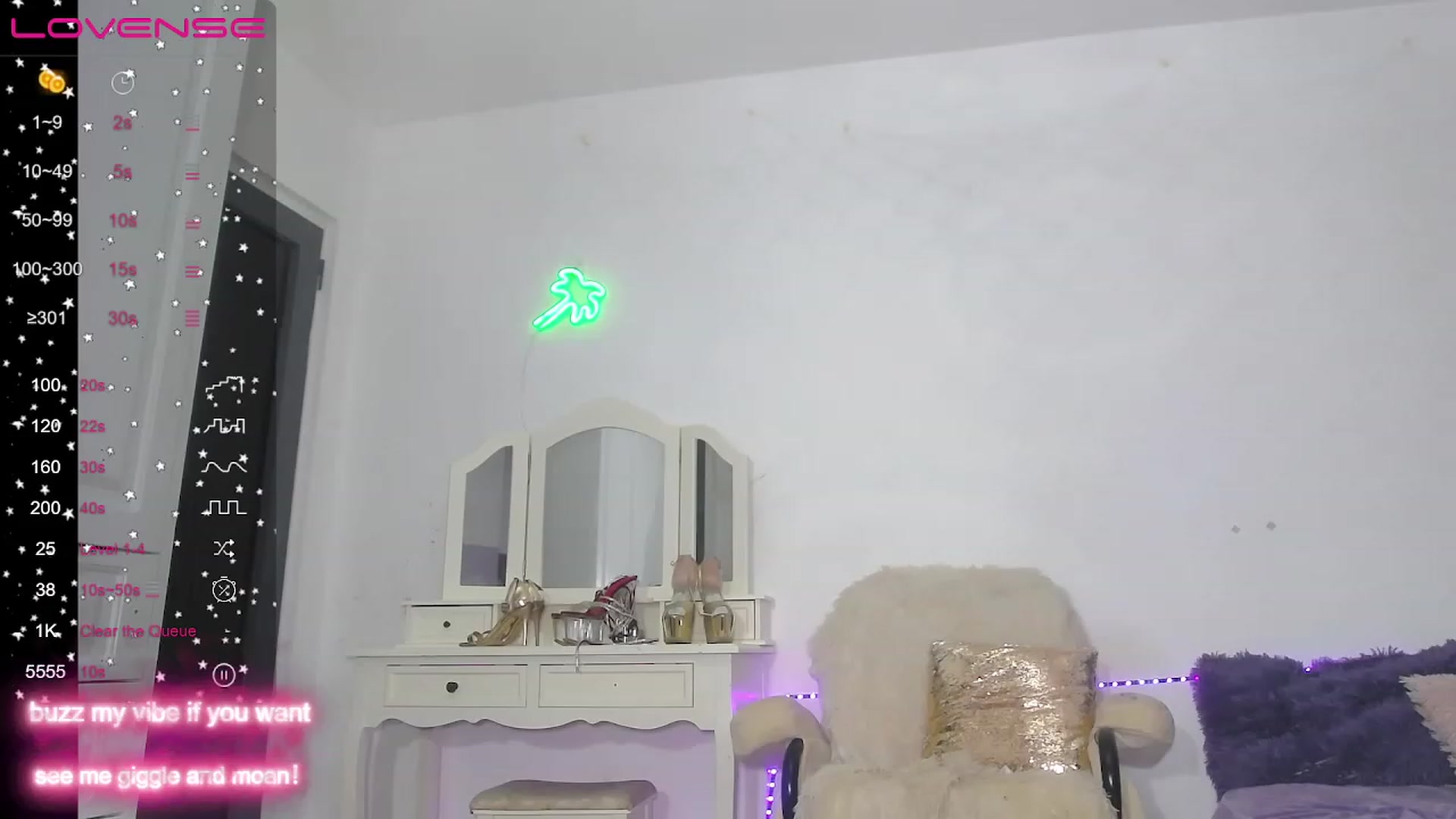 Gallery image thumbnail from SolarNicky's myfreecams stream on, 05/06/2023, 24:21 image 15 of 20