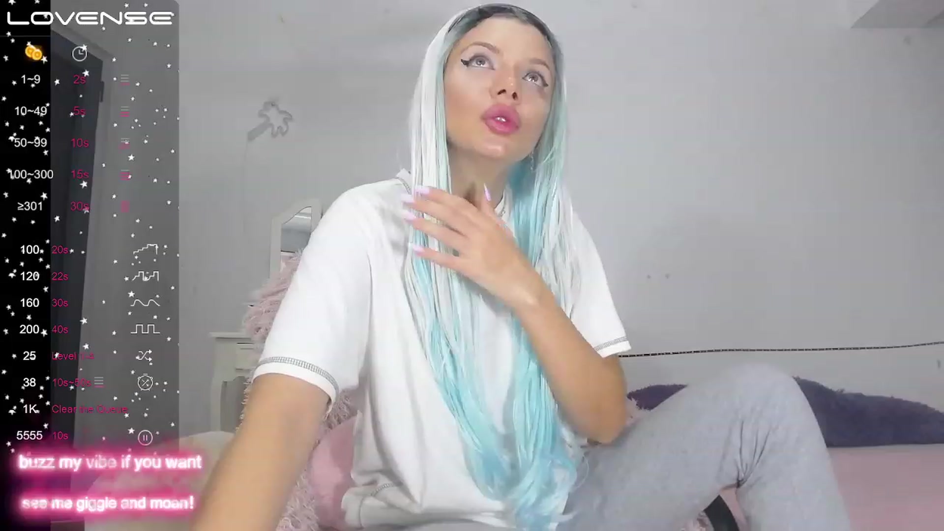 Gallery image thumbnail from SolarNicky's myfreecams stream on, 05/23/2023, 24:25 image 6 of 20