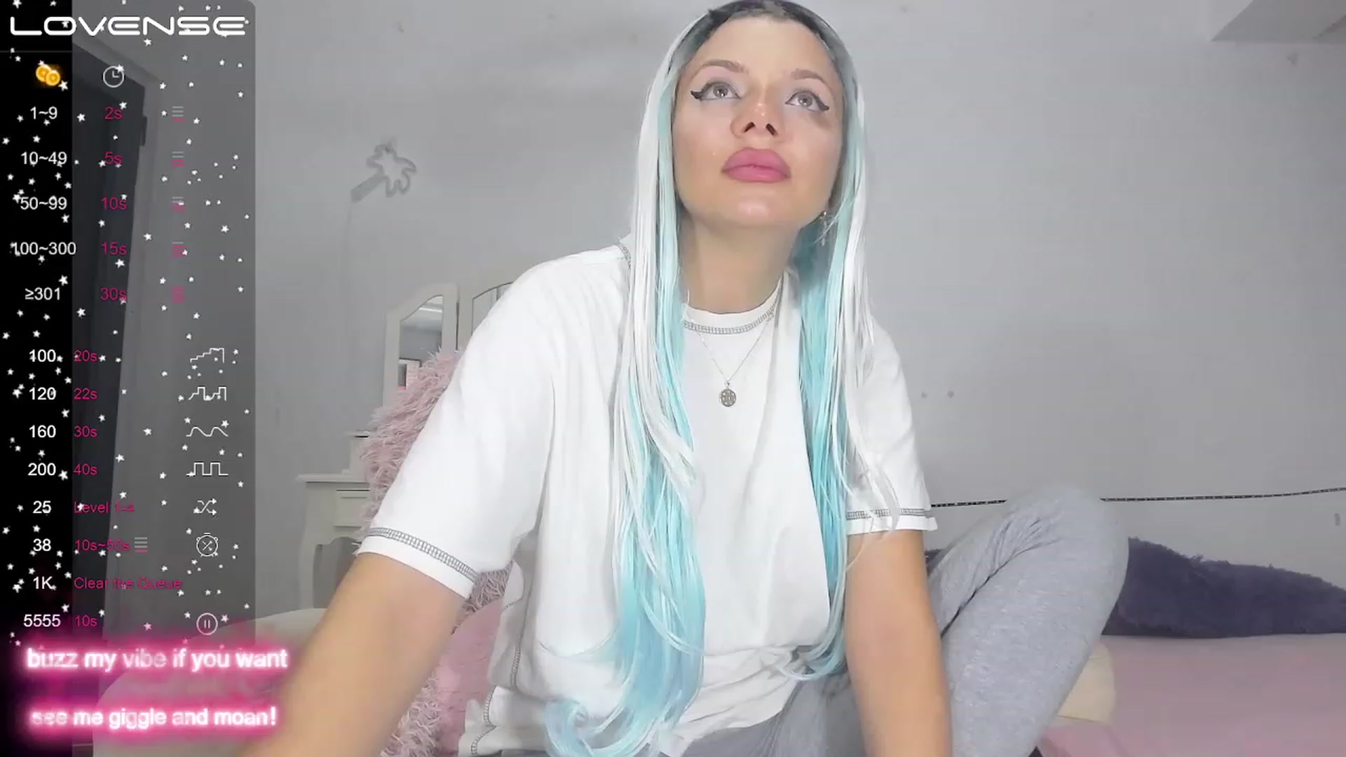 Gallery image thumbnail from SolarNicky's myfreecams stream on, 05/23/2023, 24:25 image 15 of 20