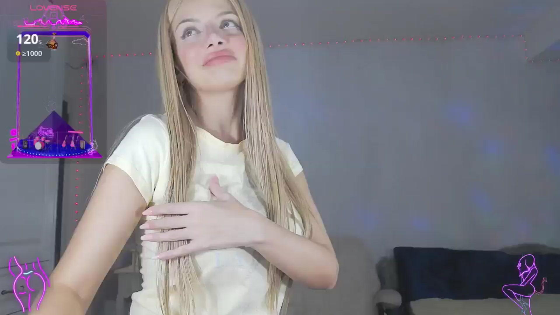 Gallery image thumbnail from SolarNicky's myfreecams stream on, 03/25/2025, 20:57 image 2 of 20