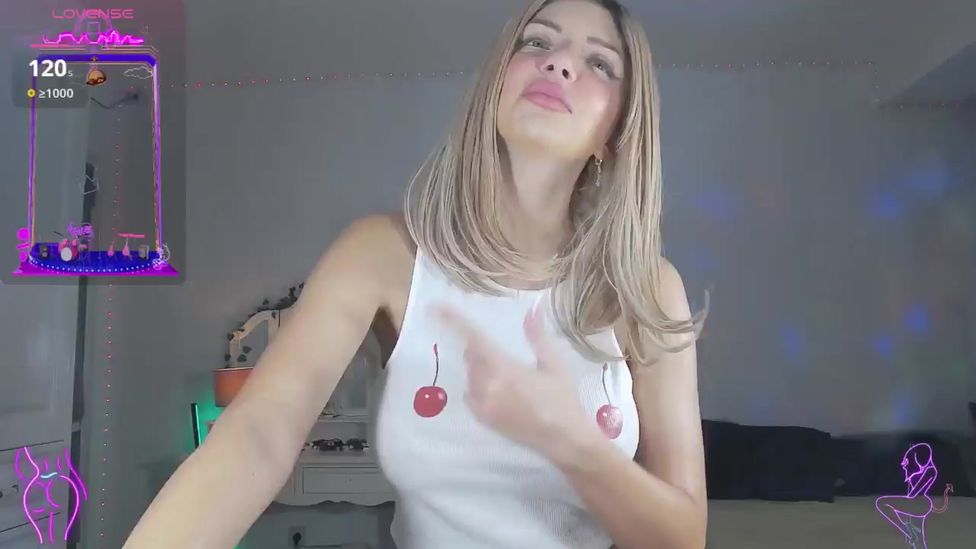 Gallery image thumbnail from SolarNicky's myfreecams stream on, 04/07/2025, 24:00 image 10 of 20