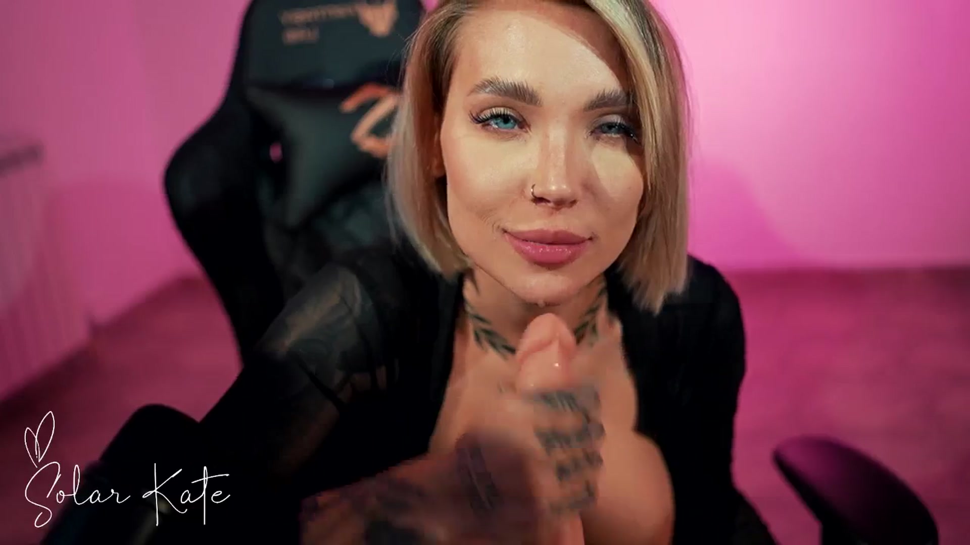 Gallery image thumbnail from Solarkate_'s myfreecams stream on, 09/12/2024, 24:40 image 5 of 20