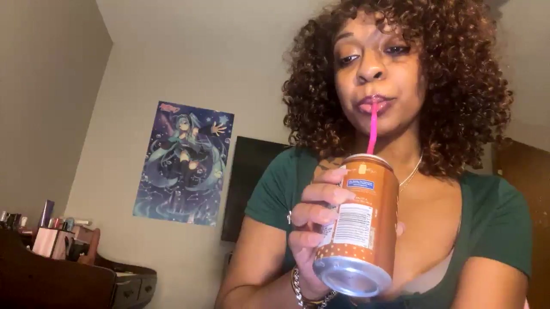 Gallery image thumbnail from Soli_Reyes's myfreecams stream on, 06/09/2025, 09:19 image 17 of 20