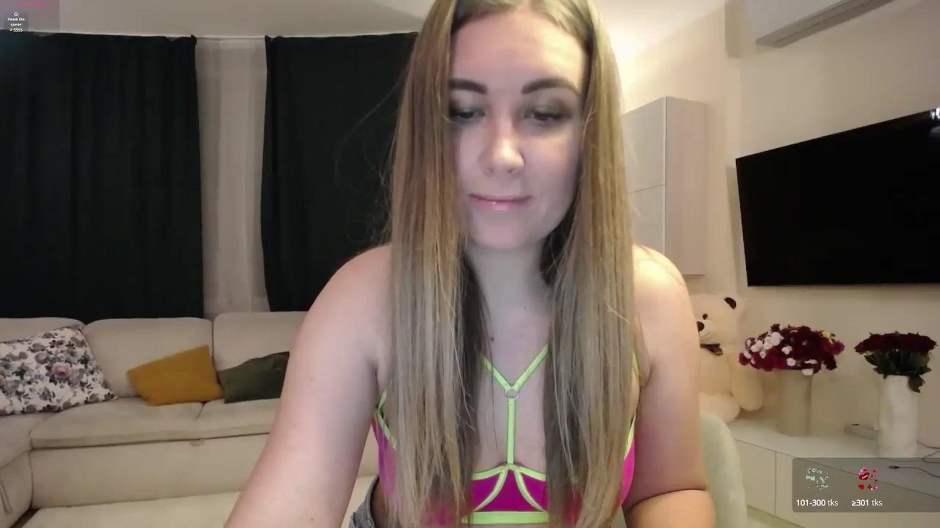 Gallery image thumbnail from SoloMoana's myfreecams stream on, 10/28/2024, 21:21 image 19 of 20