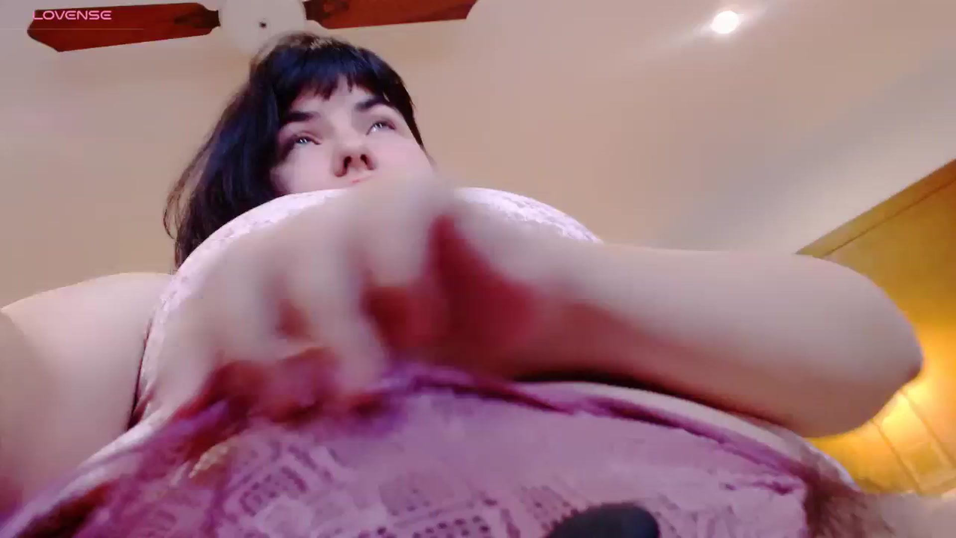 Gallery image thumbnail from SomeoneReal's myfreecams stream on, 05/08/2024, 20:01 image 11 of 20