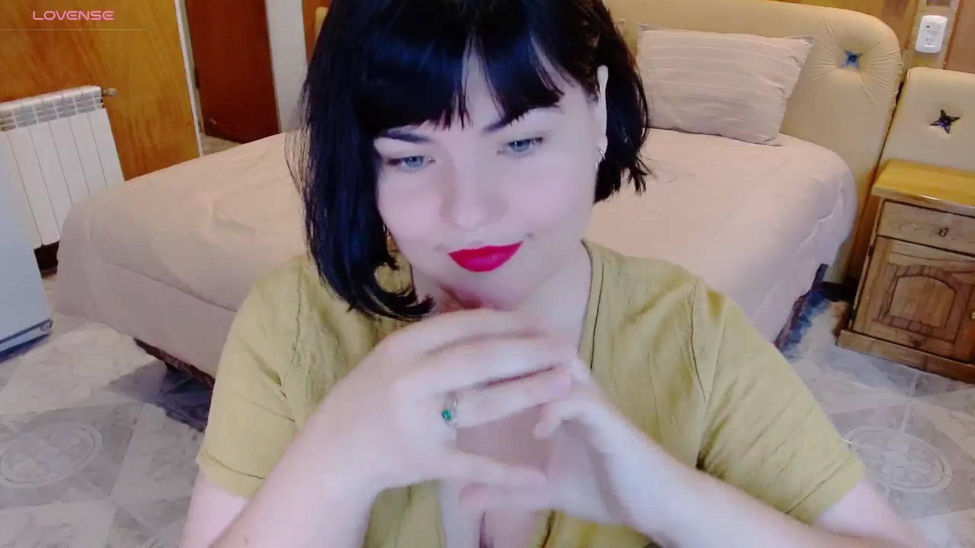 Gallery image thumbnail from SomeoneReal's myfreecams stream on, 05/12/2024, 17:47 image 8 of 20