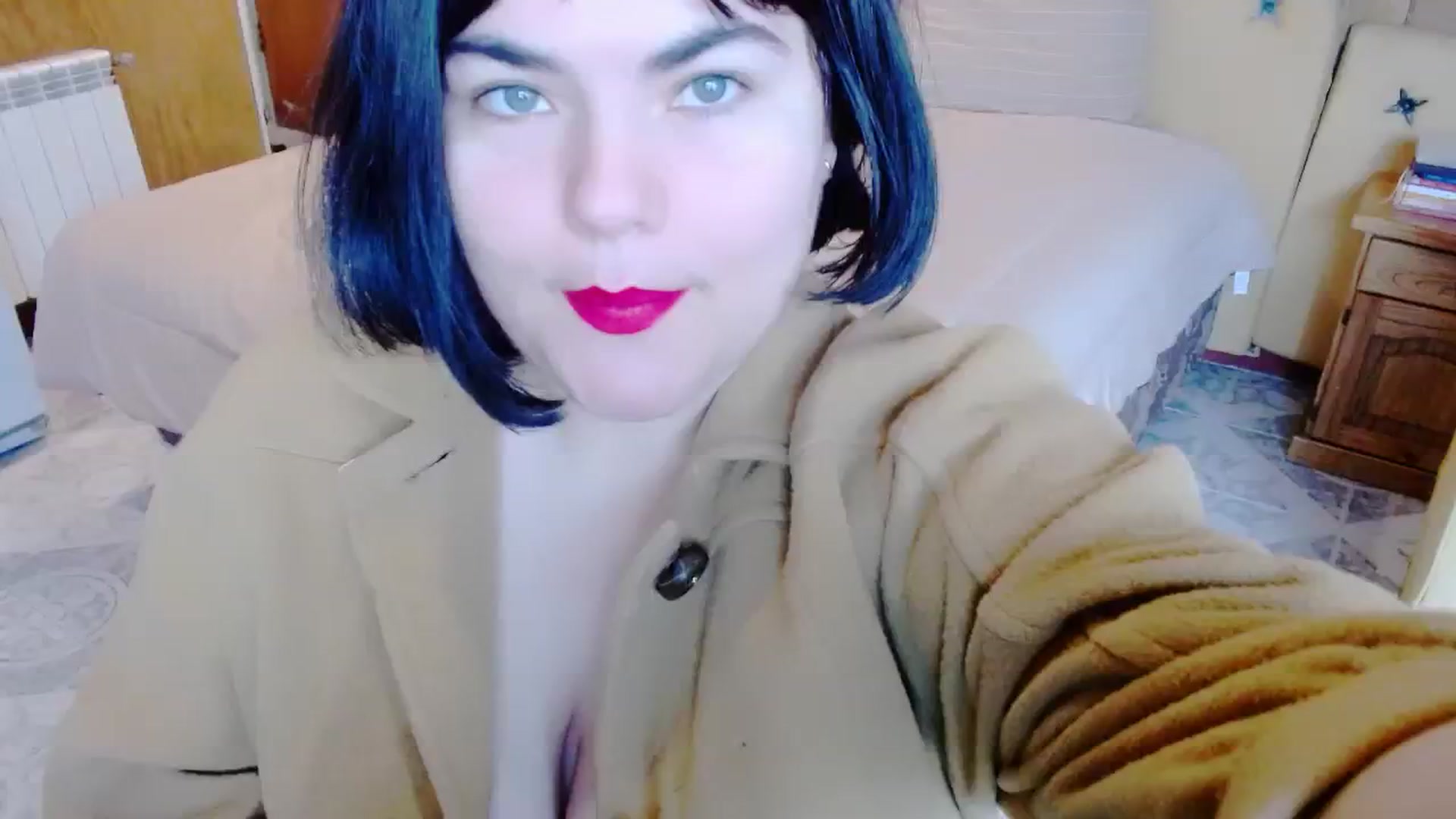 Gallery image thumbnail from SomeoneReal's myfreecams stream on, 05/19/2024, 18:06 image 5 of 20