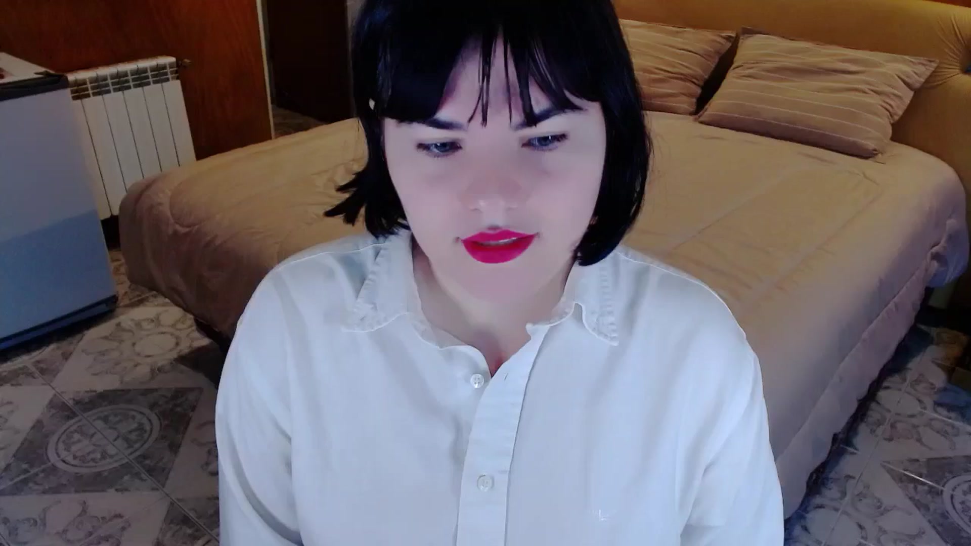 Gallery image thumbnail from SomeoneReal's myfreecams stream on, 05/27/2024, 17:24 image 13 of 20
