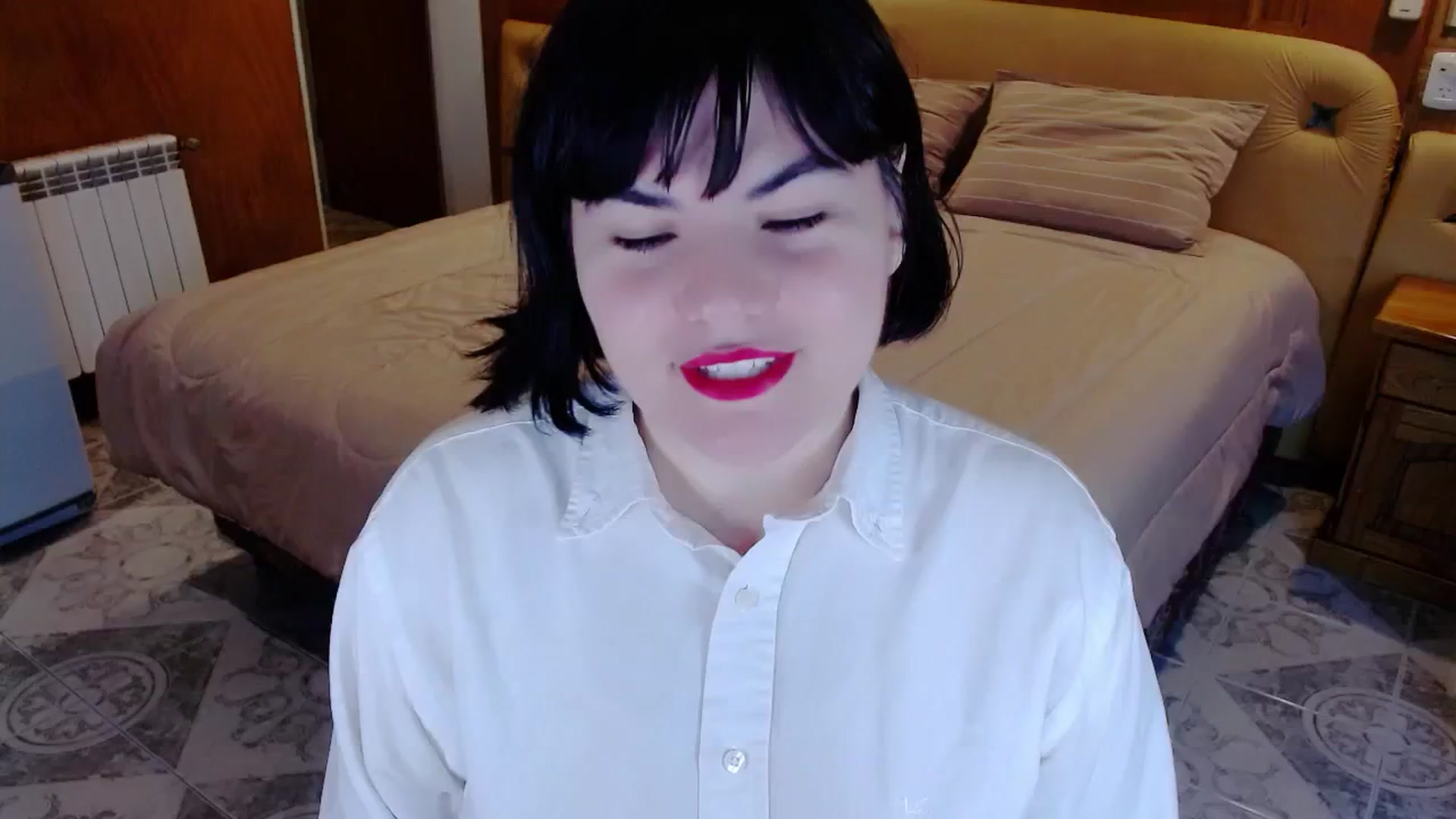 Gallery image thumbnail from SomeoneReal's myfreecams stream on, 05/27/2024, 17:24 image 8 of 20