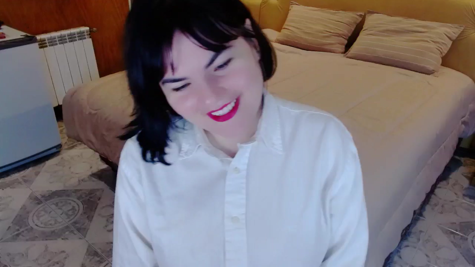 Gallery image thumbnail from SomeoneReal's myfreecams stream on, 05/27/2024, 17:24 image 16 of 20