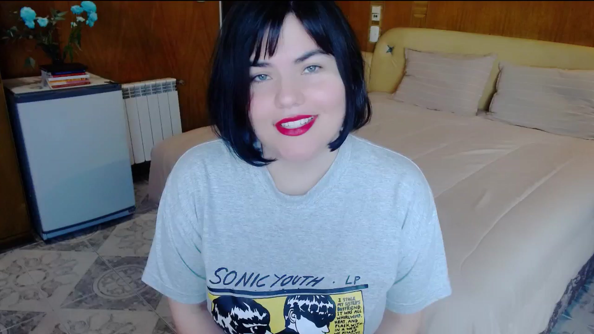 Gallery image thumbnail from SomeoneReal's myfreecams stream on, 06/01/2024, 16:38 image 20 of 20