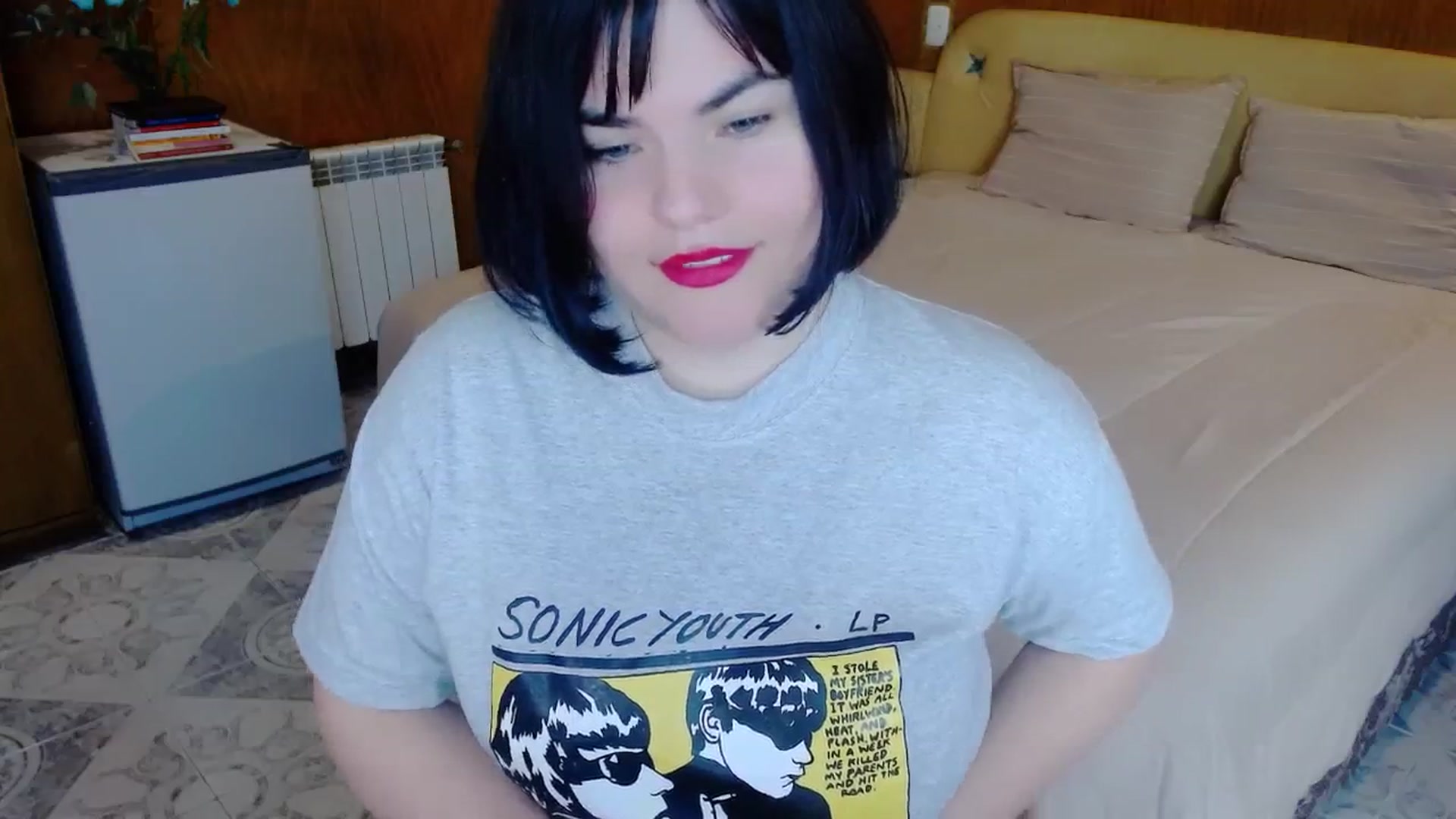 Gallery image thumbnail from SomeoneReal's myfreecams stream on, 06/01/2024, 18:41 image 6 of 20