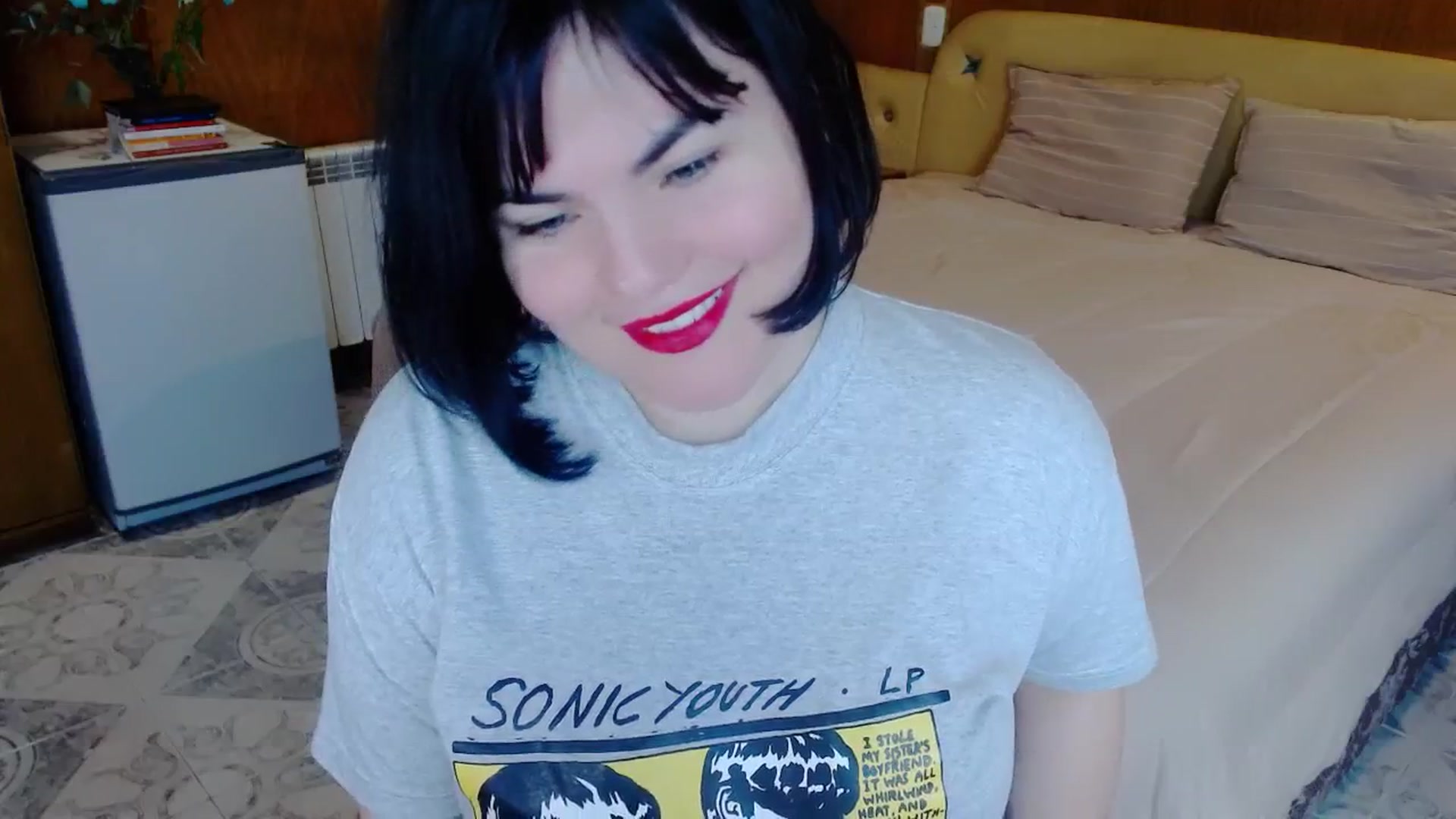 Gallery image thumbnail from SomeoneReal's myfreecams stream on, 06/01/2024, 18:41 image 8 of 20