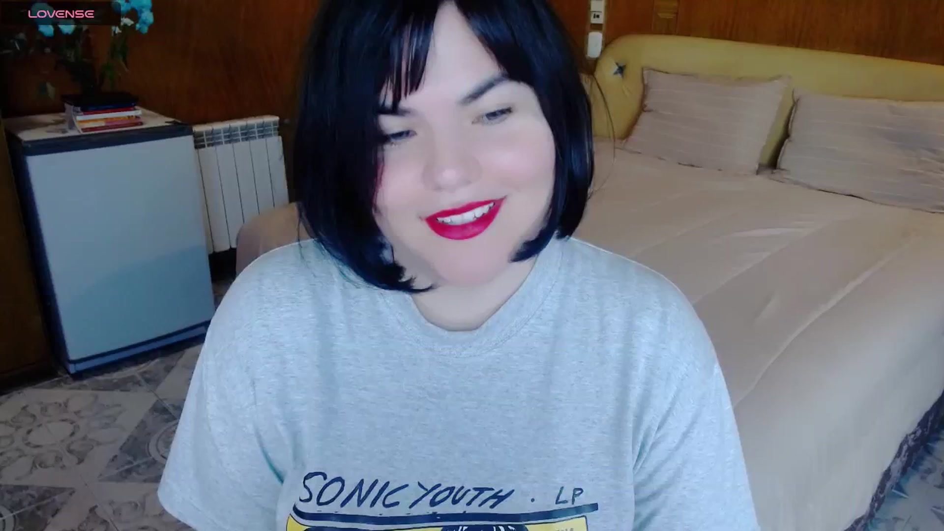 Gallery image thumbnail from SomeoneReal's myfreecams stream on, 06/01/2024, 18:41 image 1 of 20
