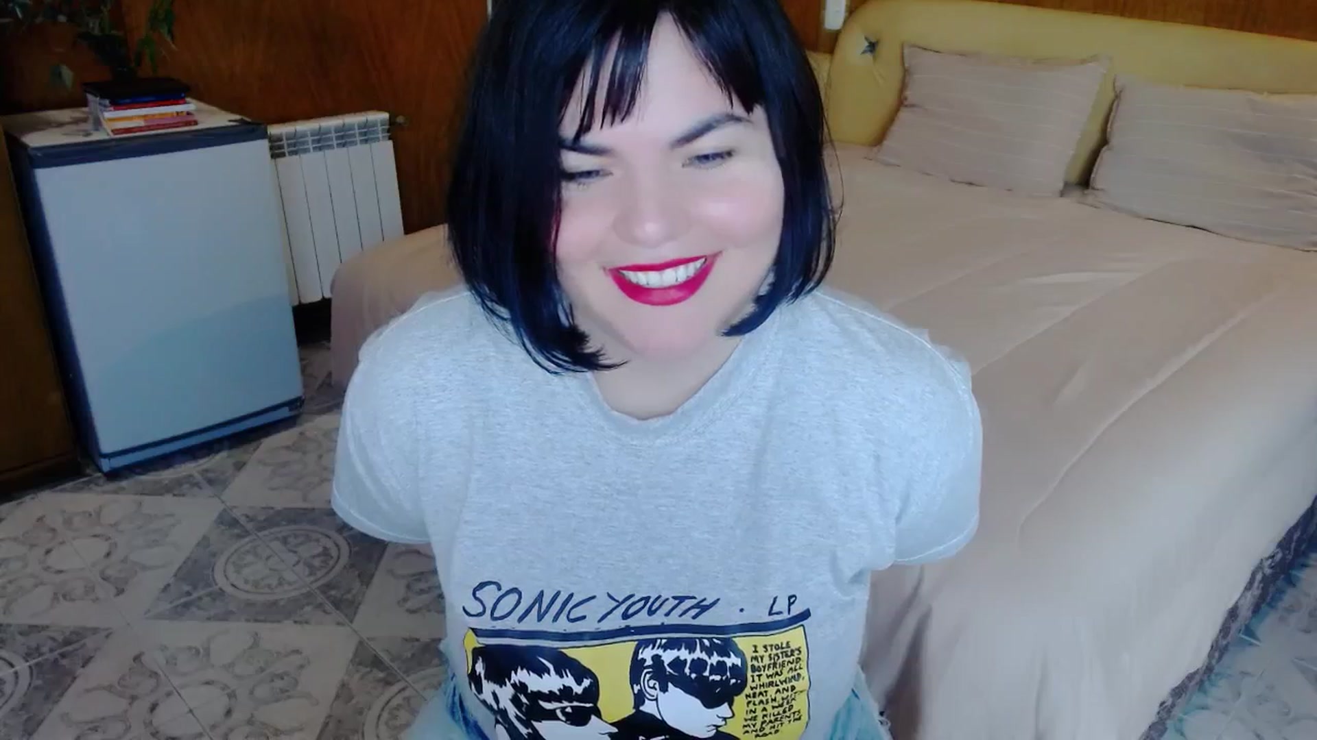 Gallery image thumbnail from SomeoneReal's myfreecams stream on, 06/01/2024, 18:41 image 2 of 20