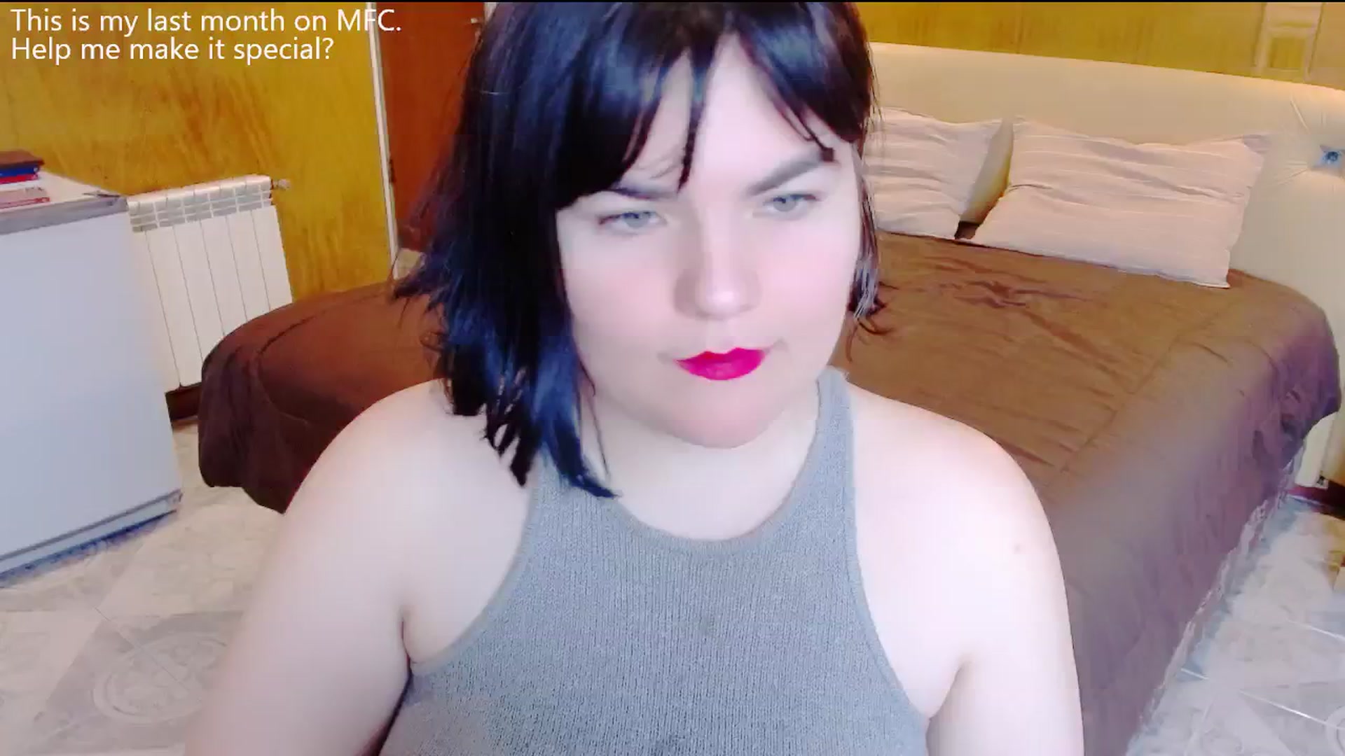 Gallery image thumbnail from SomeoneReal's myfreecams stream on, 06/11/2024, 17:52 image 18 of 20