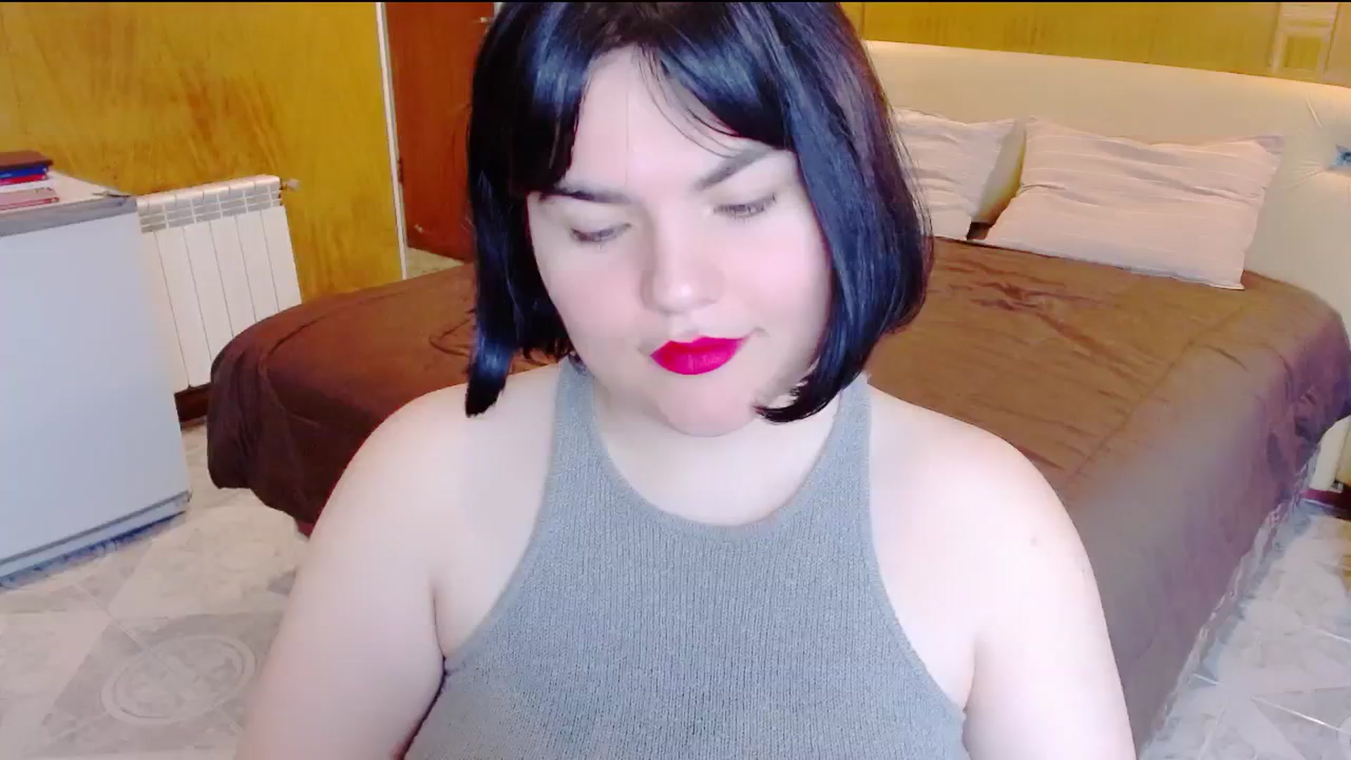 Gallery image thumbnail from SomeoneReal's myfreecams stream on, 06/11/2024, 17:52 image 14 of 20