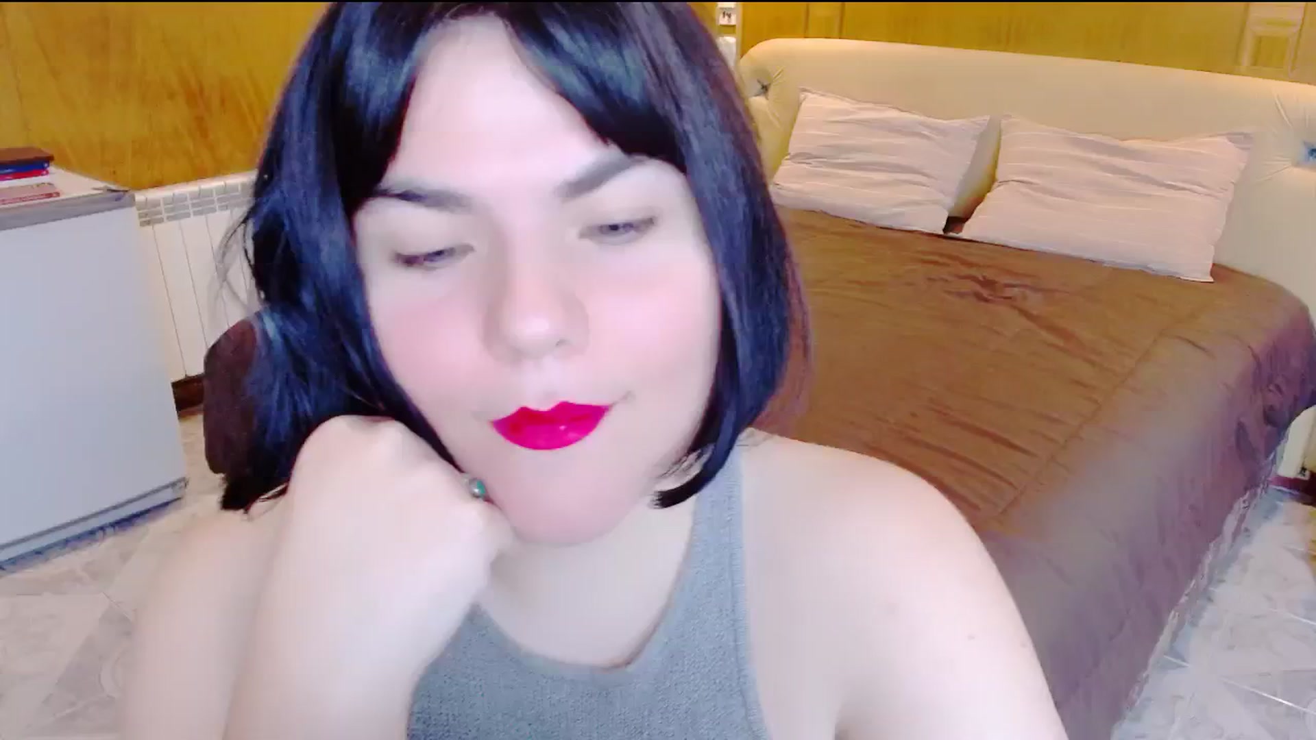 Gallery image thumbnail from SomeoneReal's myfreecams stream on, 06/11/2024, 17:52 image 13 of 20